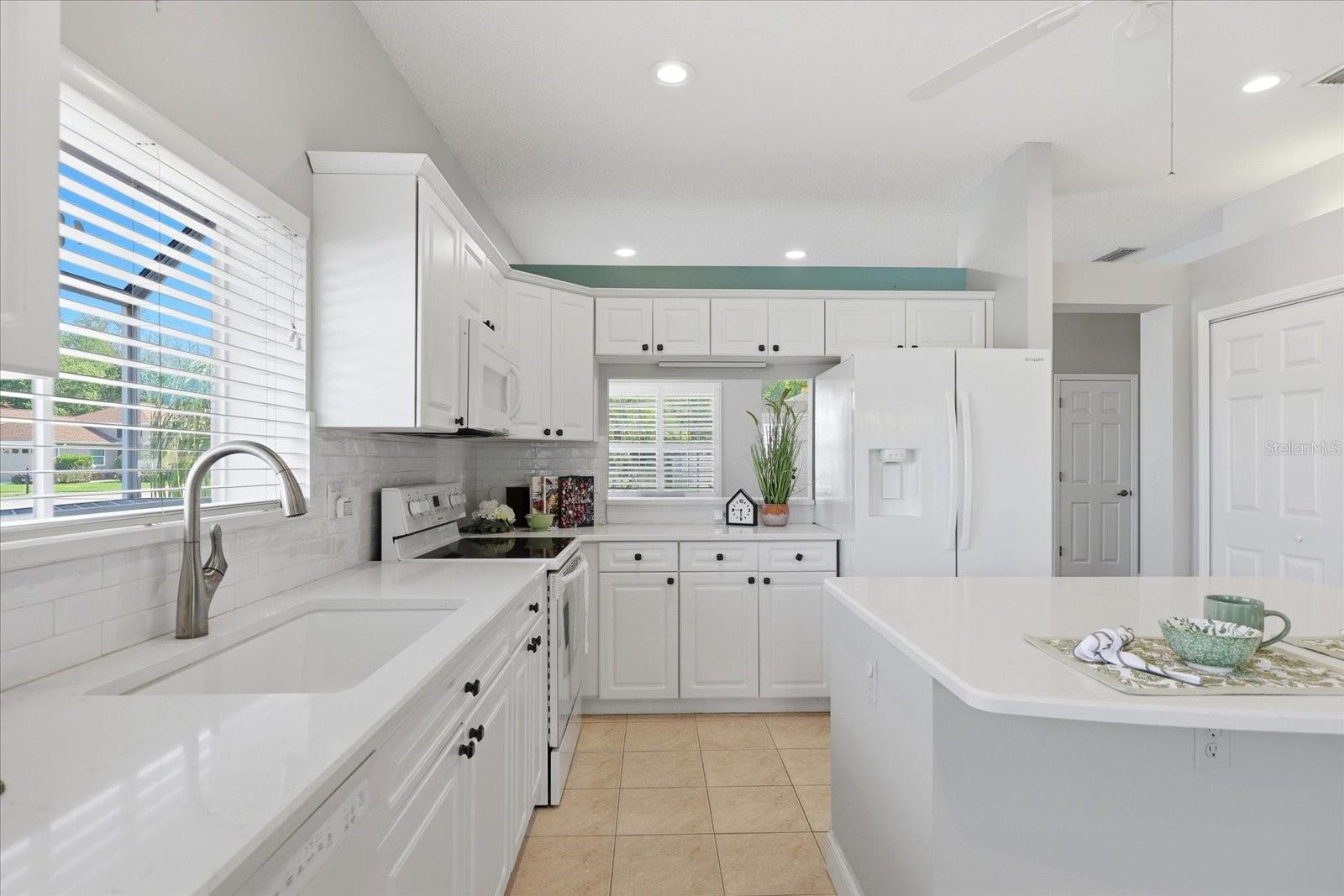 Image 14 of 42 For 1615 Orchardgrove Avenue