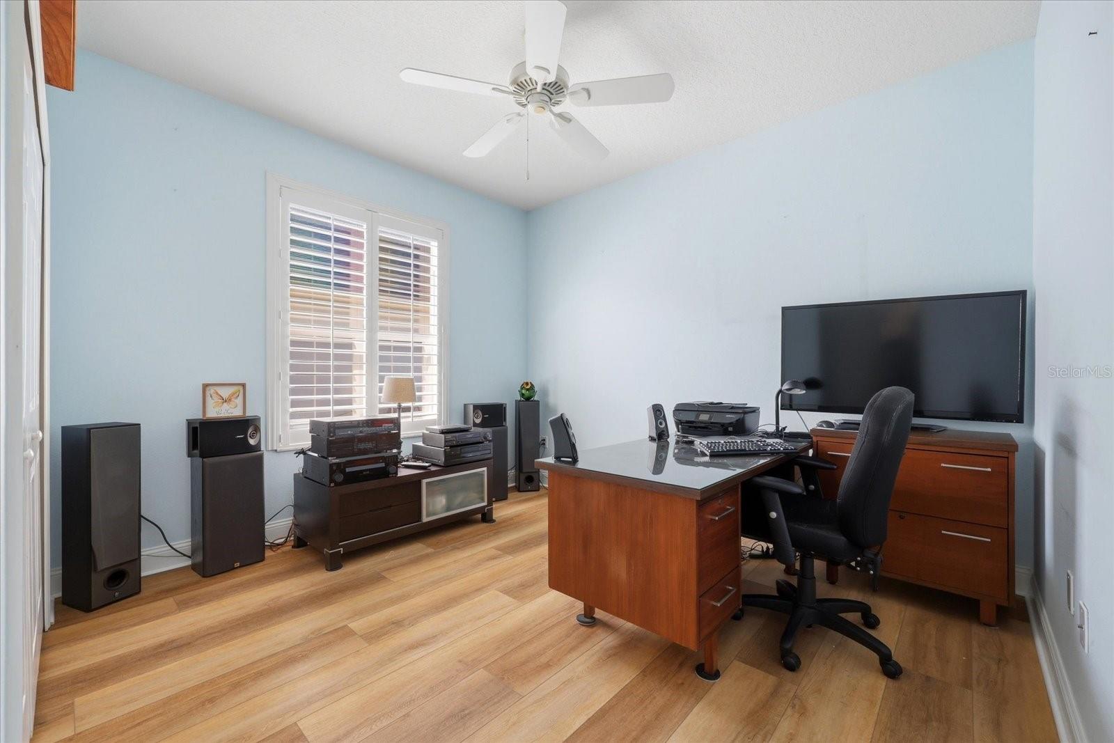 Image 23 of 42 For 1615 Orchardgrove Avenue