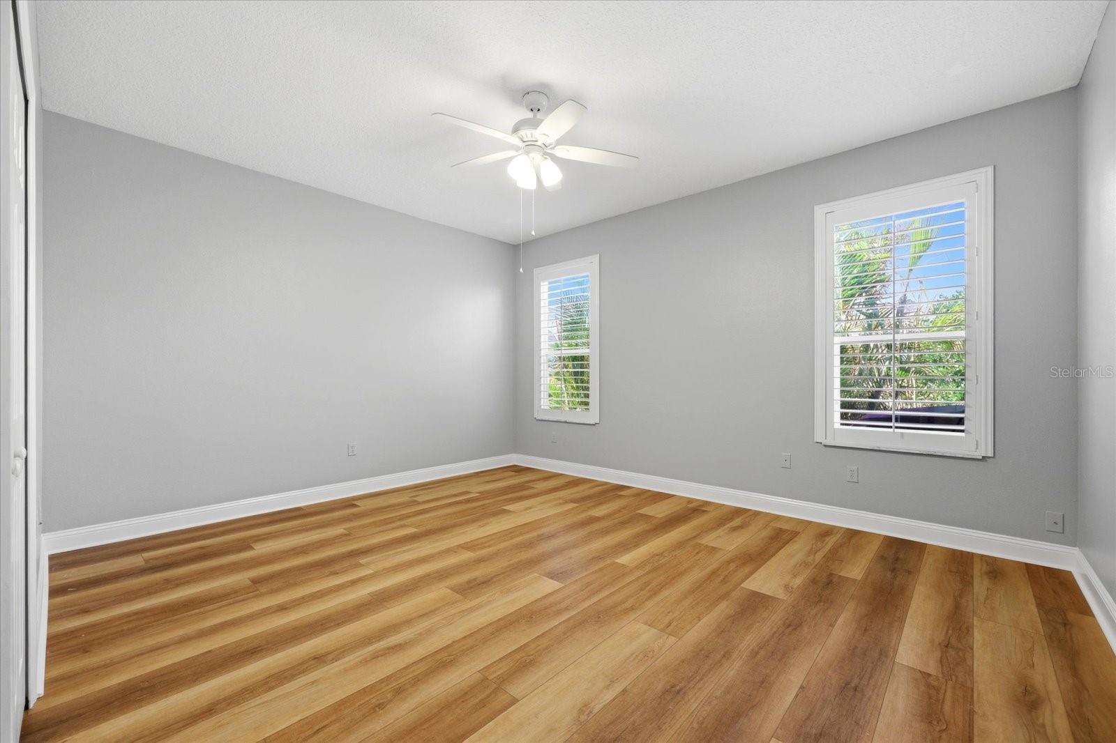 Image 27 of 42 For 1615 Orchardgrove Avenue