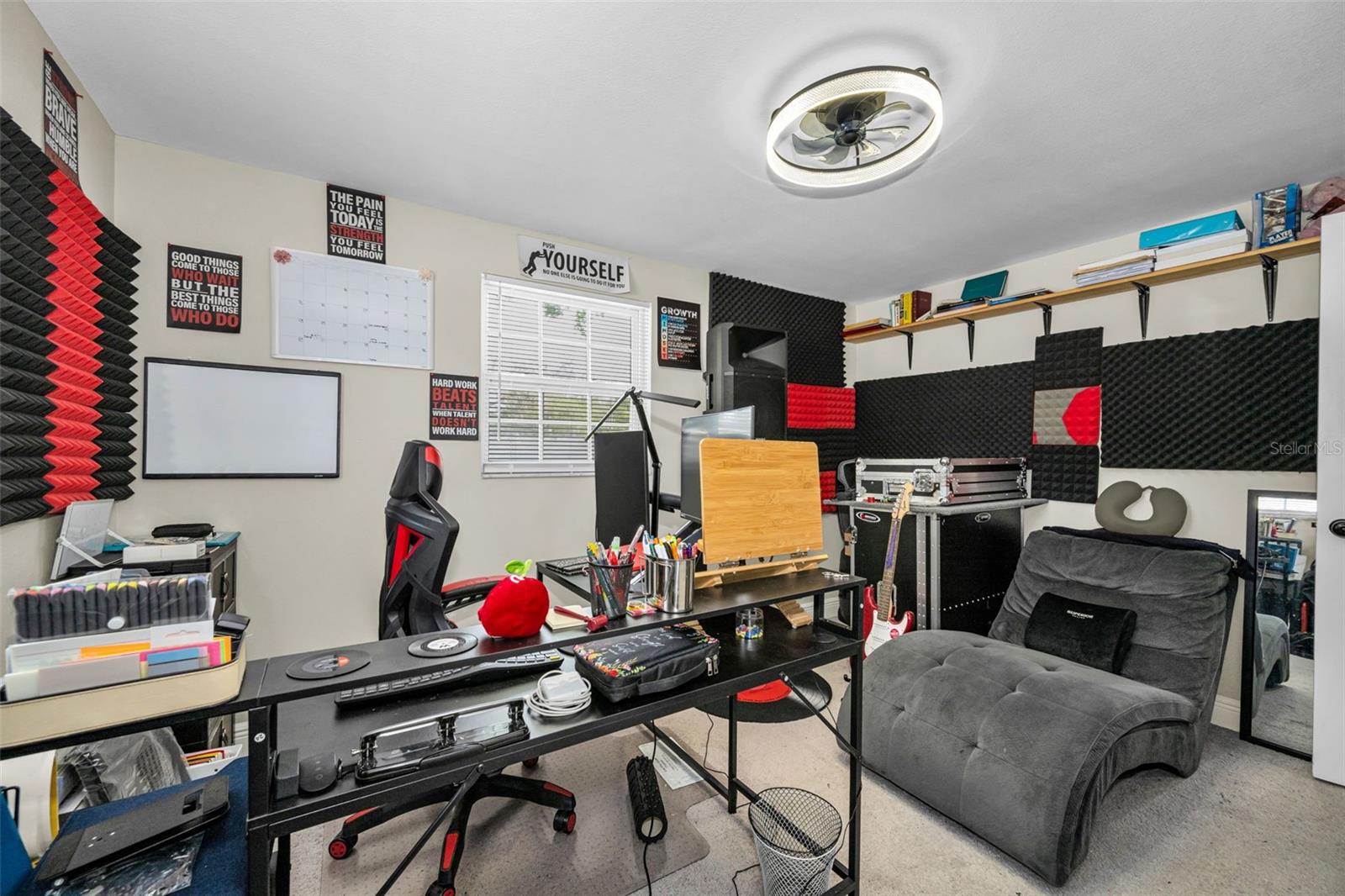 Image 19 of 32 For 801 Walnut Drive