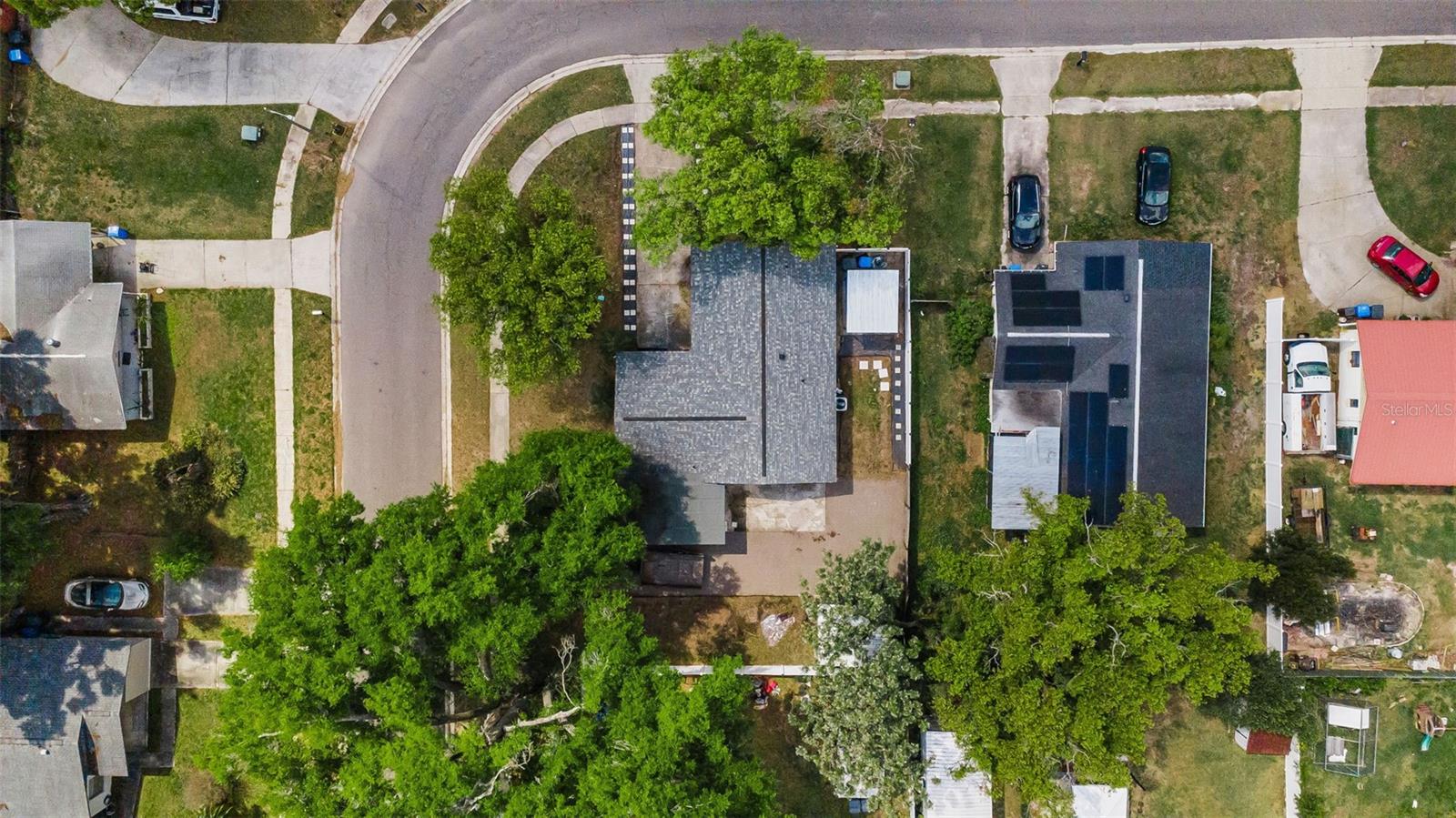 Image 27 of 32 For 801 Walnut Drive