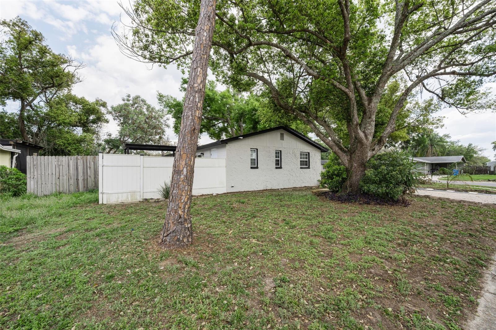 Image 29 of 32 For 801 Walnut Drive