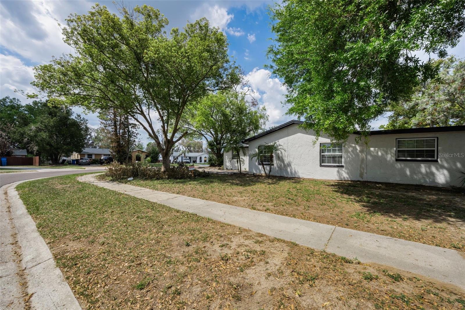 Image 30 of 32 For 801 Walnut Drive