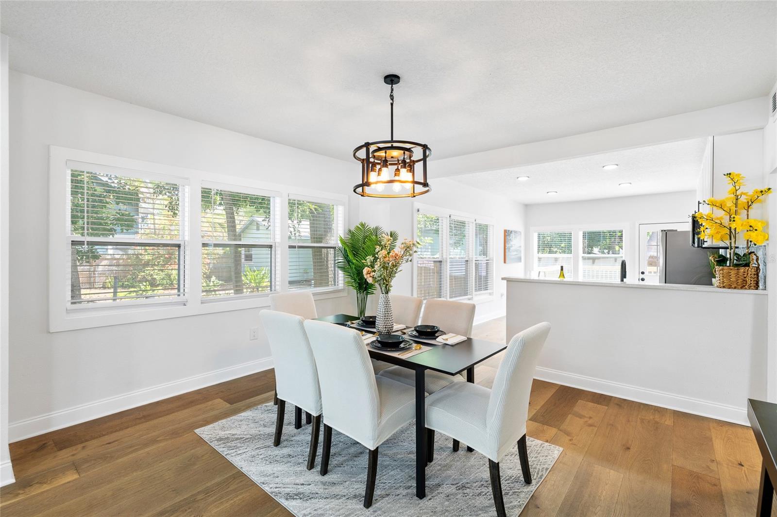 Image 13 of 53 For 718 34th Avenue S