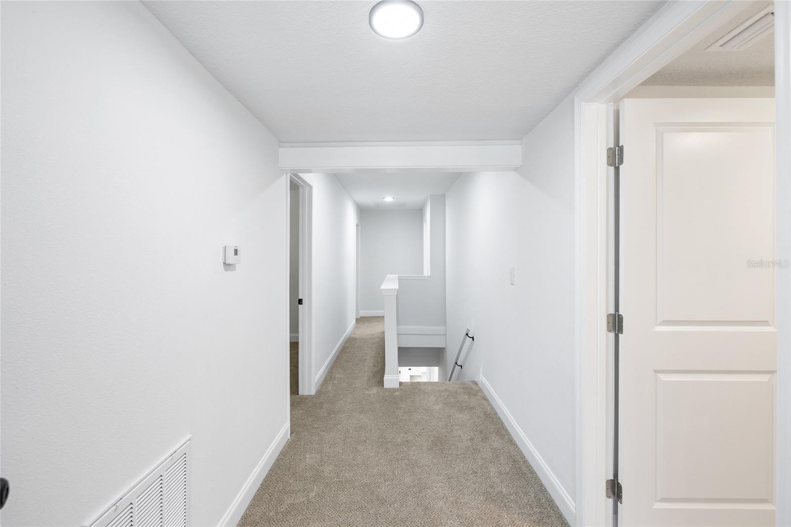 Image 27 of 53 For 718 34th Avenue S