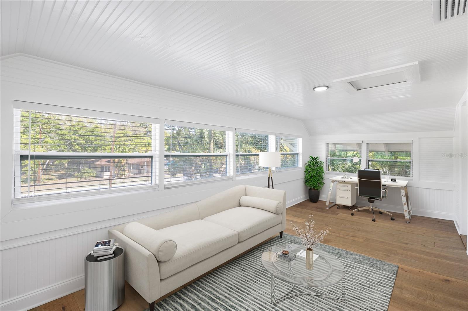 Image 35 of 53 For 718 34th Avenue S