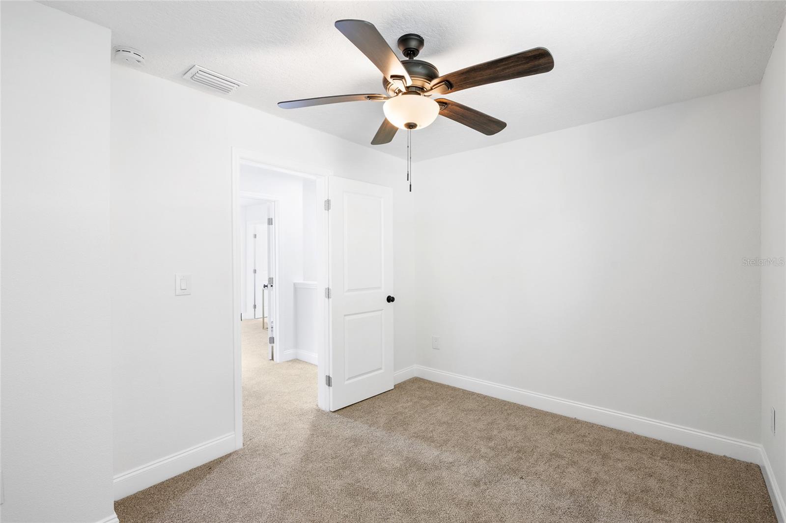 Image 43 of 53 For 718 34th Avenue S