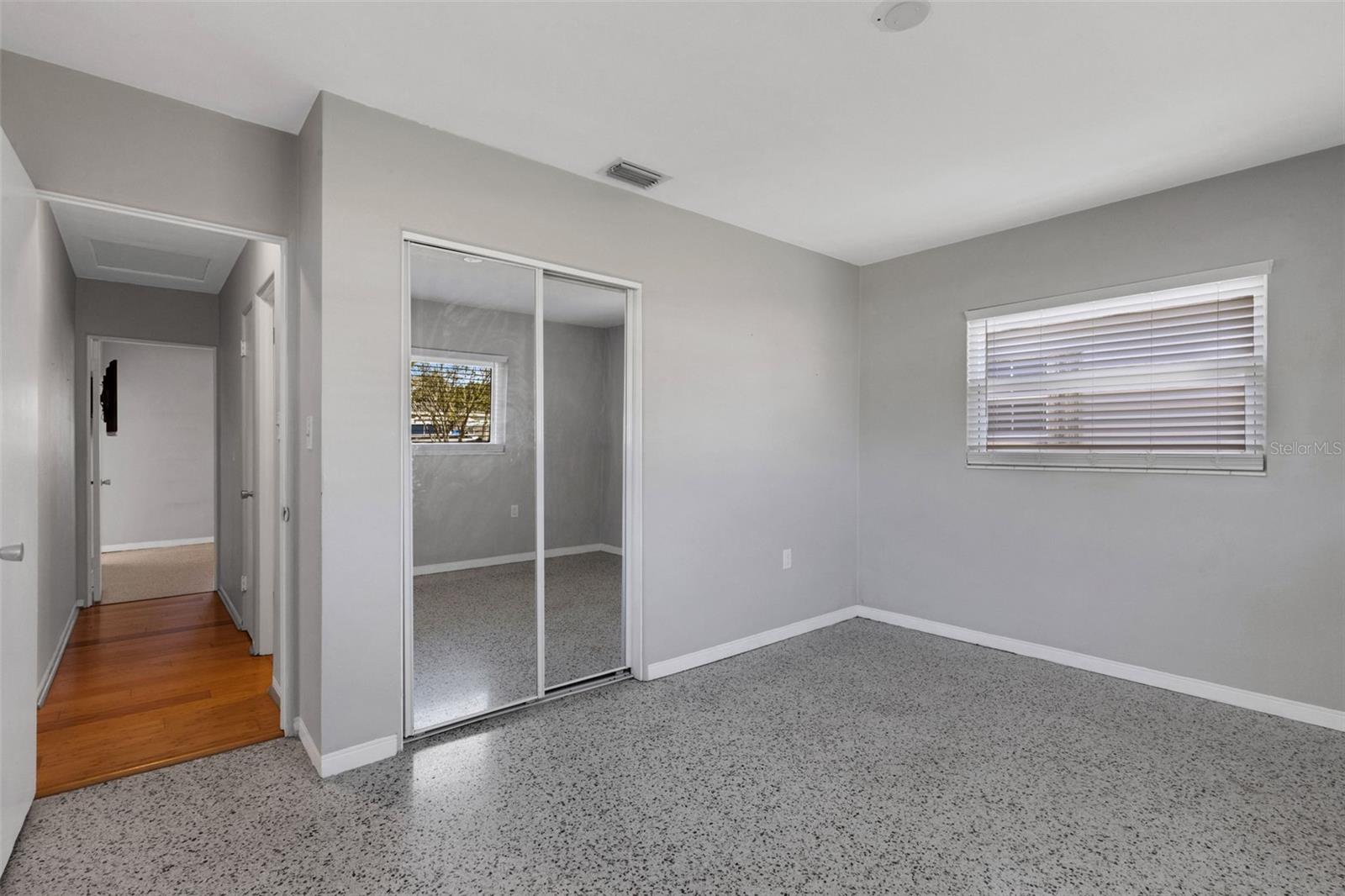 Image 20 of 38 For 11436 Ridgewood Circle