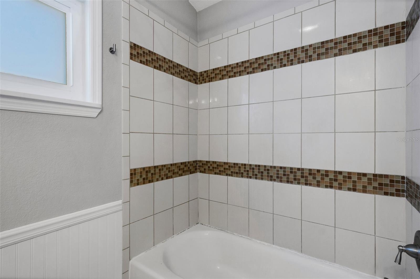 Image 24 of 38 For 11436 Ridgewood Circle