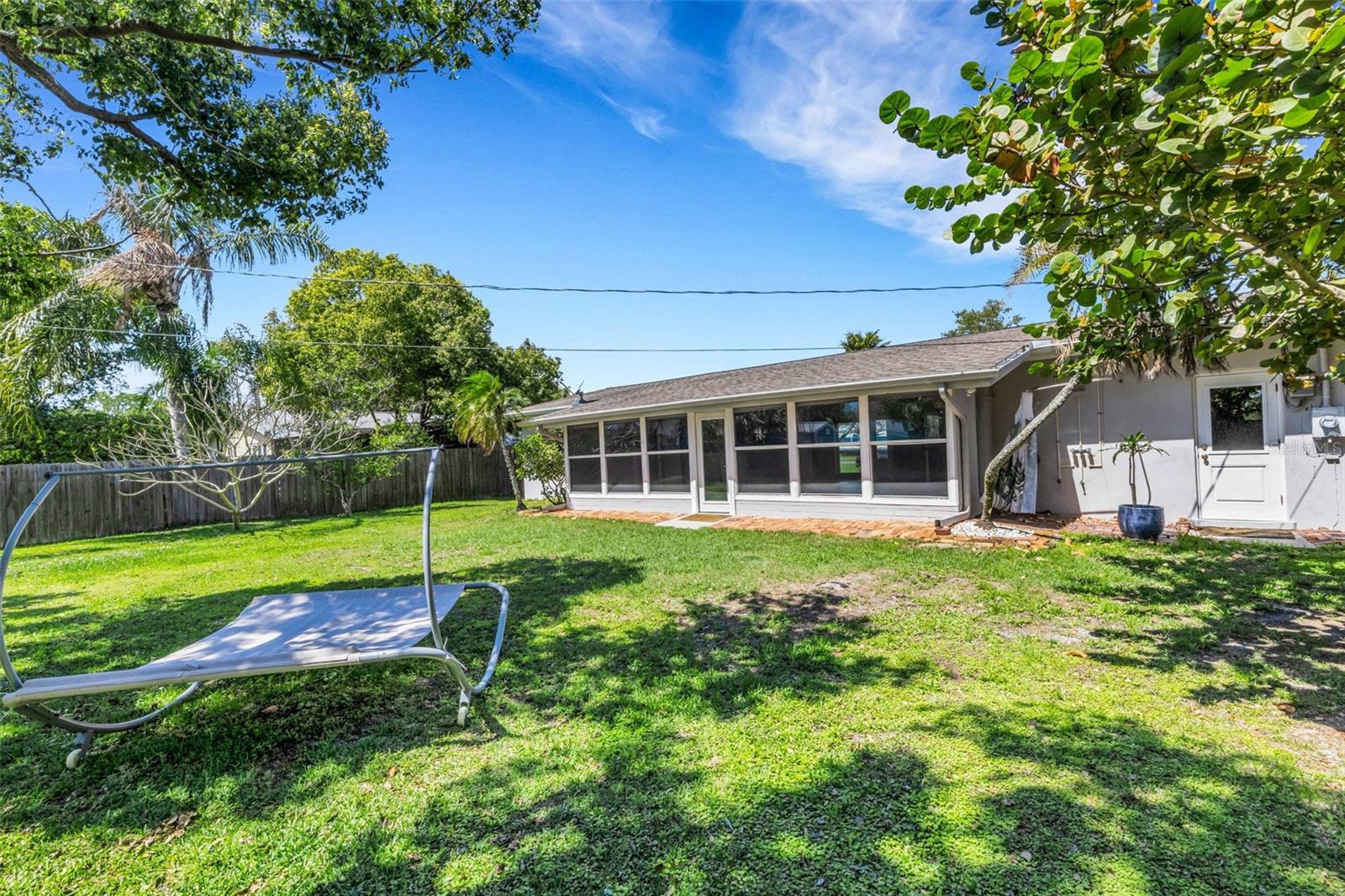 Image 34 of 38 For 11436 Ridgewood Circle