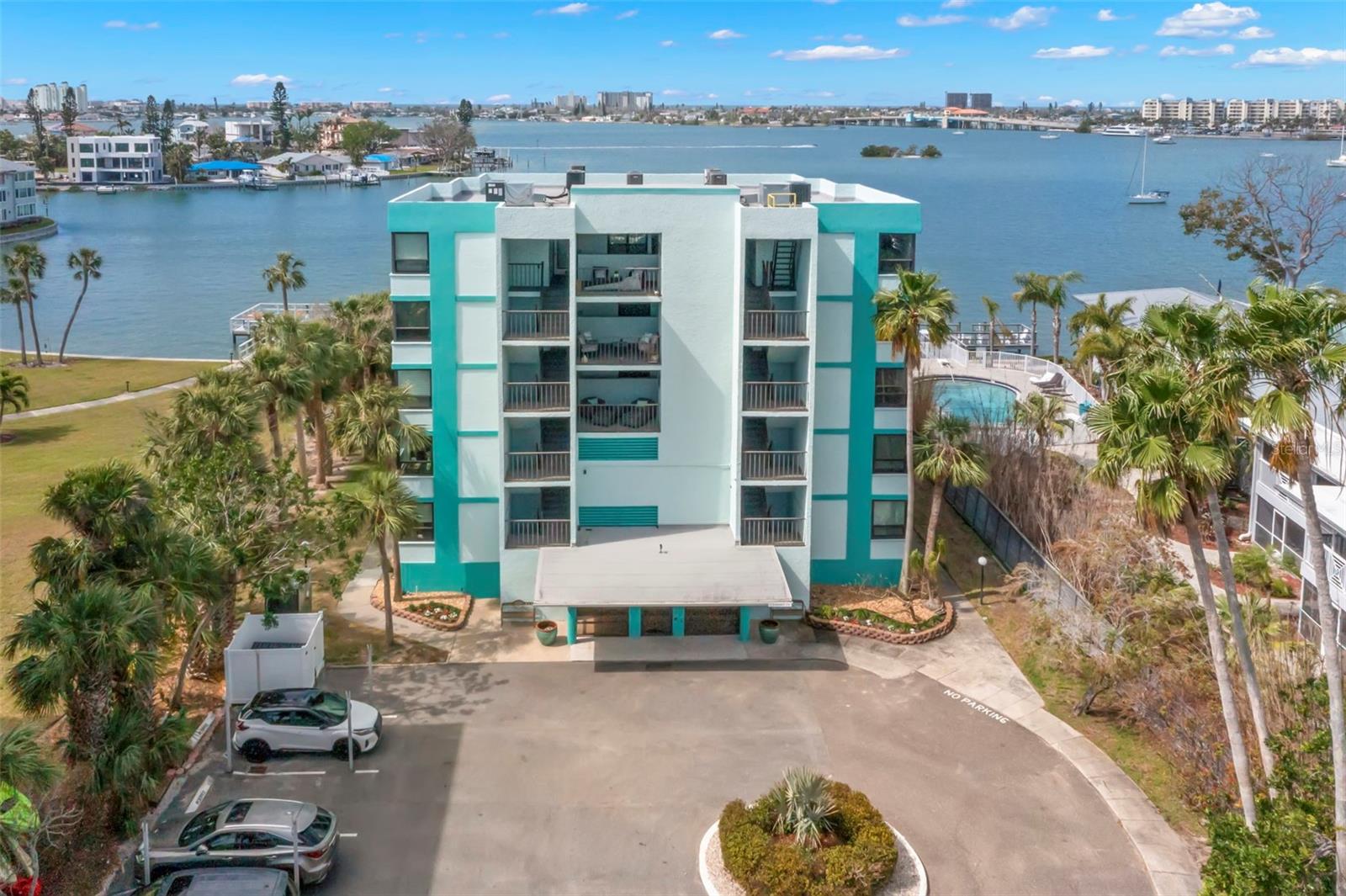 Image 2 of 31 For 1848 Shore Drive S 402