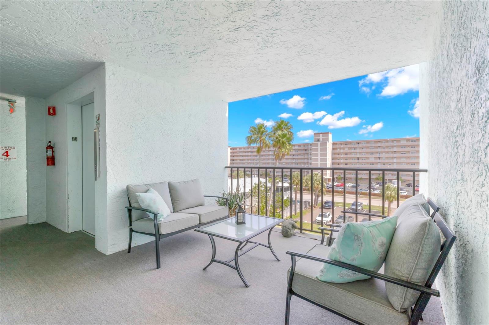 Image 5 of 31 For 1848 Shore Drive S 402