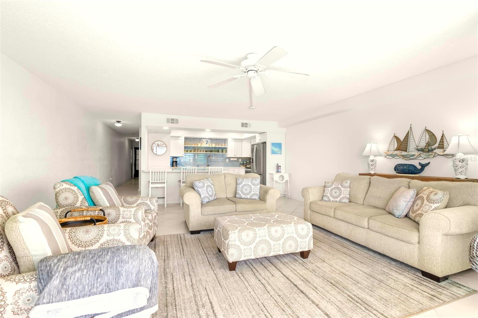 Image 7 of 31 For 1848 Shore Drive S 402