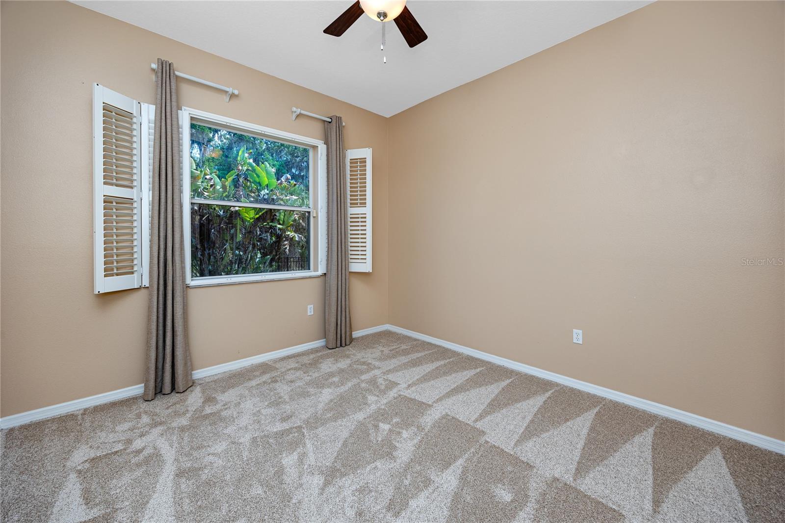 Image 33 of 49 For 9411 54th Court E