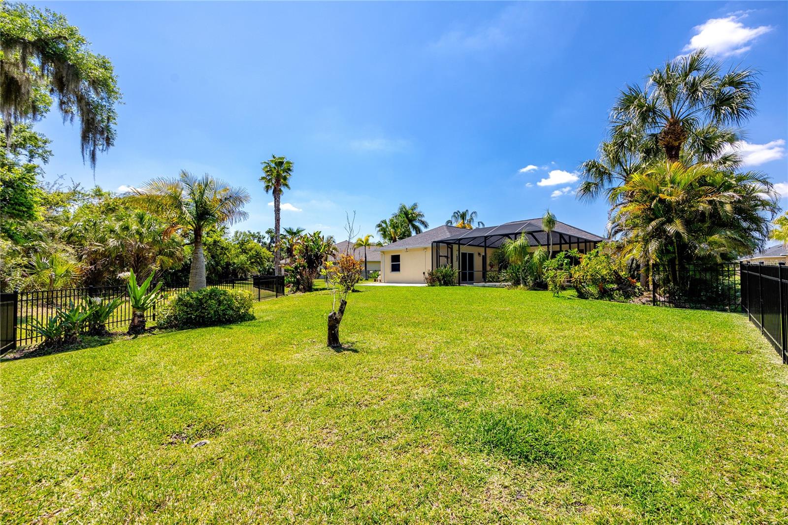 Image 40 of 49 For 9411 54th Court E