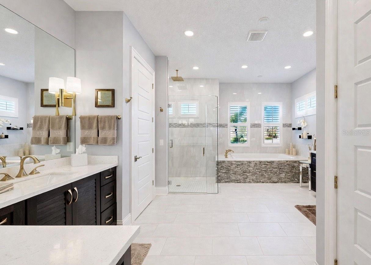 Listing photo id 26 for 716 Pinckney Drive