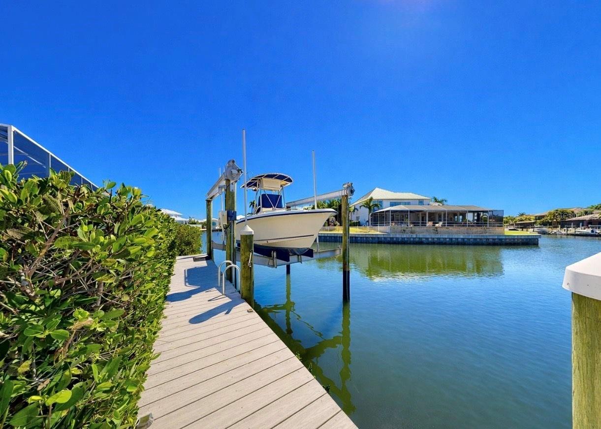 Listing photo id 44 for 716 Pinckney Drive