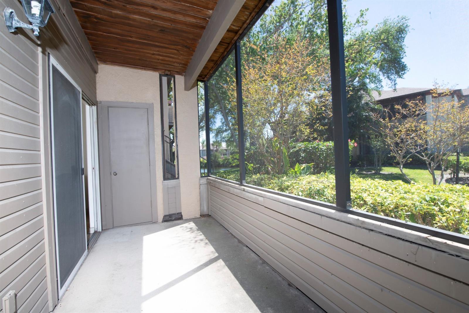 Image 13 of 35 For 10265 Gandy Boulevard N 1505