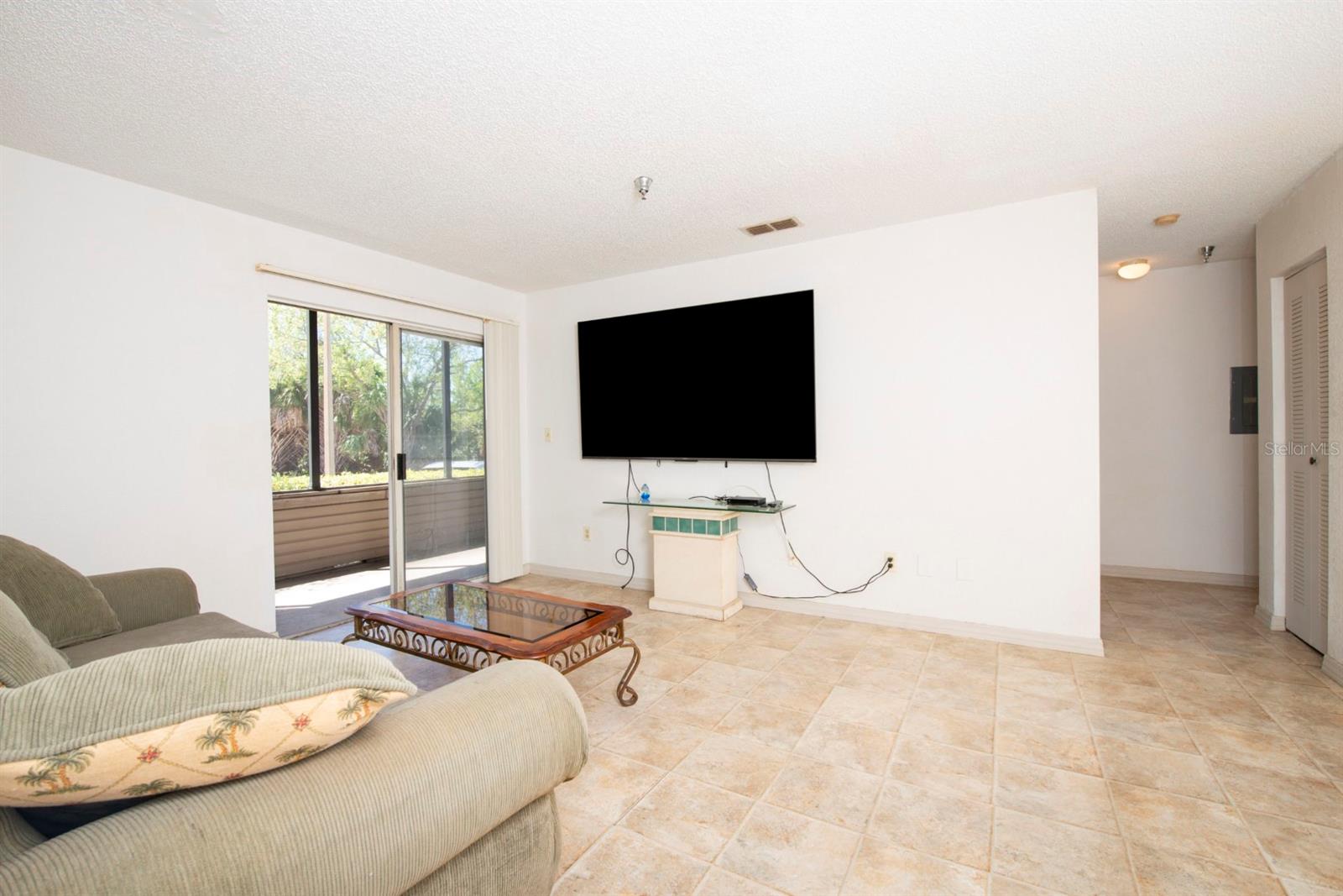 Image 6 of 35 For 10265 Gandy Boulevard N 1505