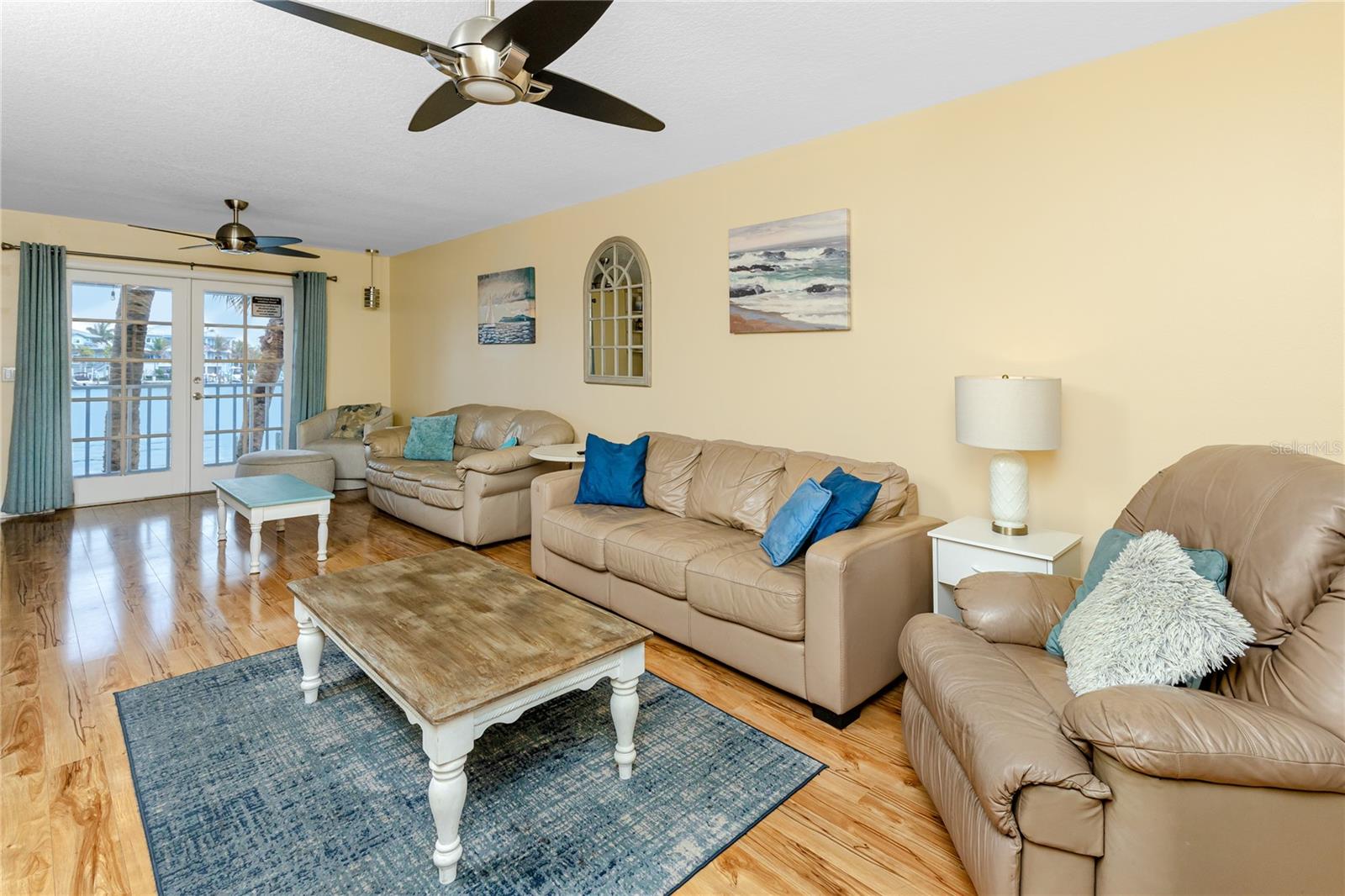 Image 10 of 64 For 2601 Bay Boulevard