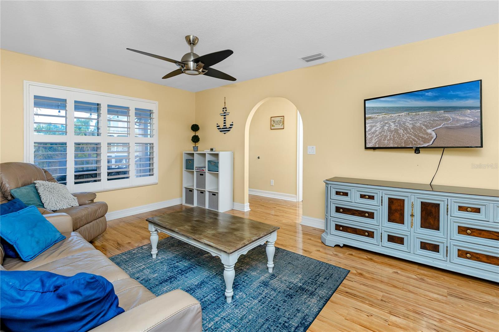 Image 12 of 64 For 2601 Bay Boulevard