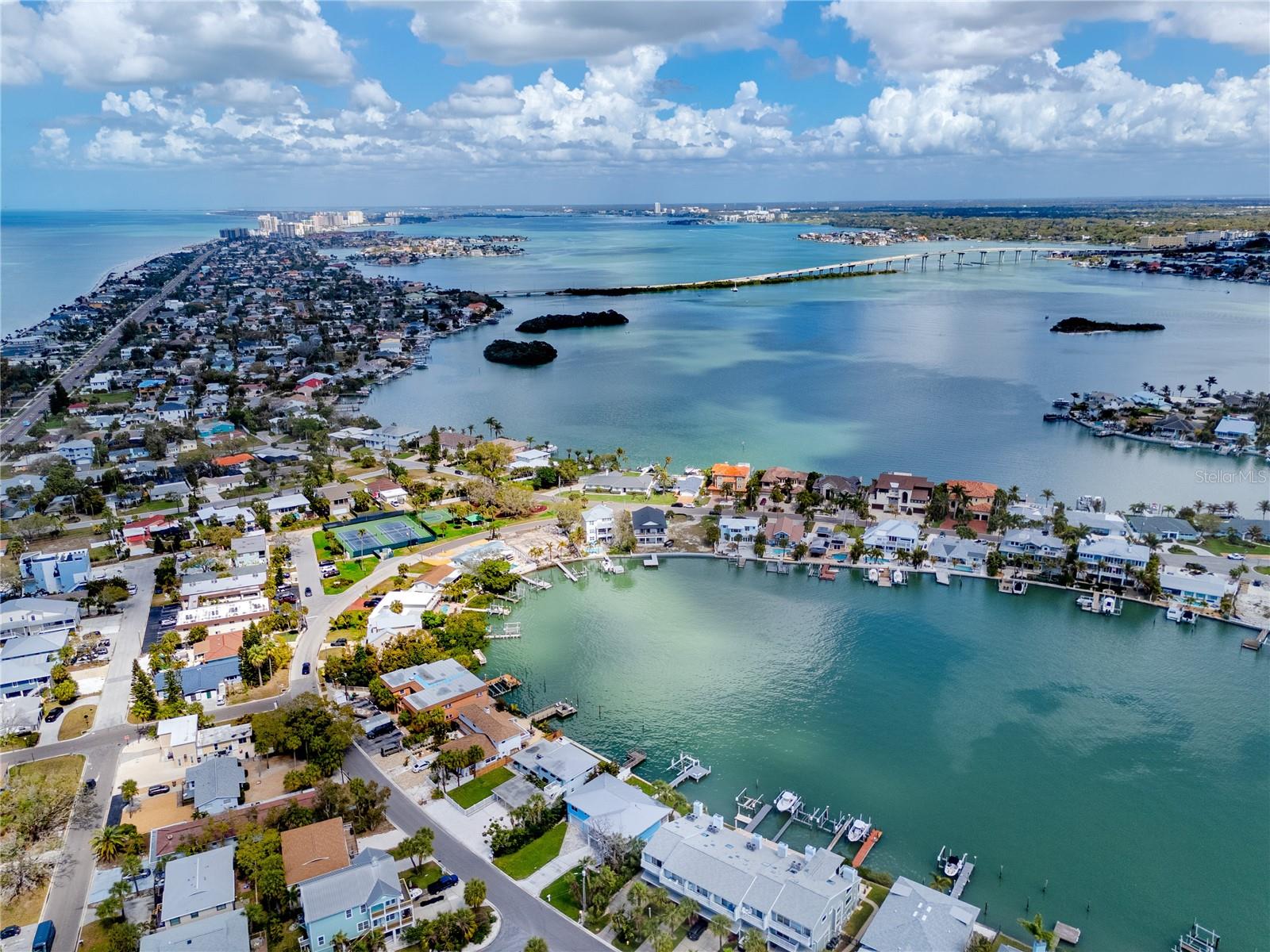 Image 46 of 64 For 2601 Bay Boulevard