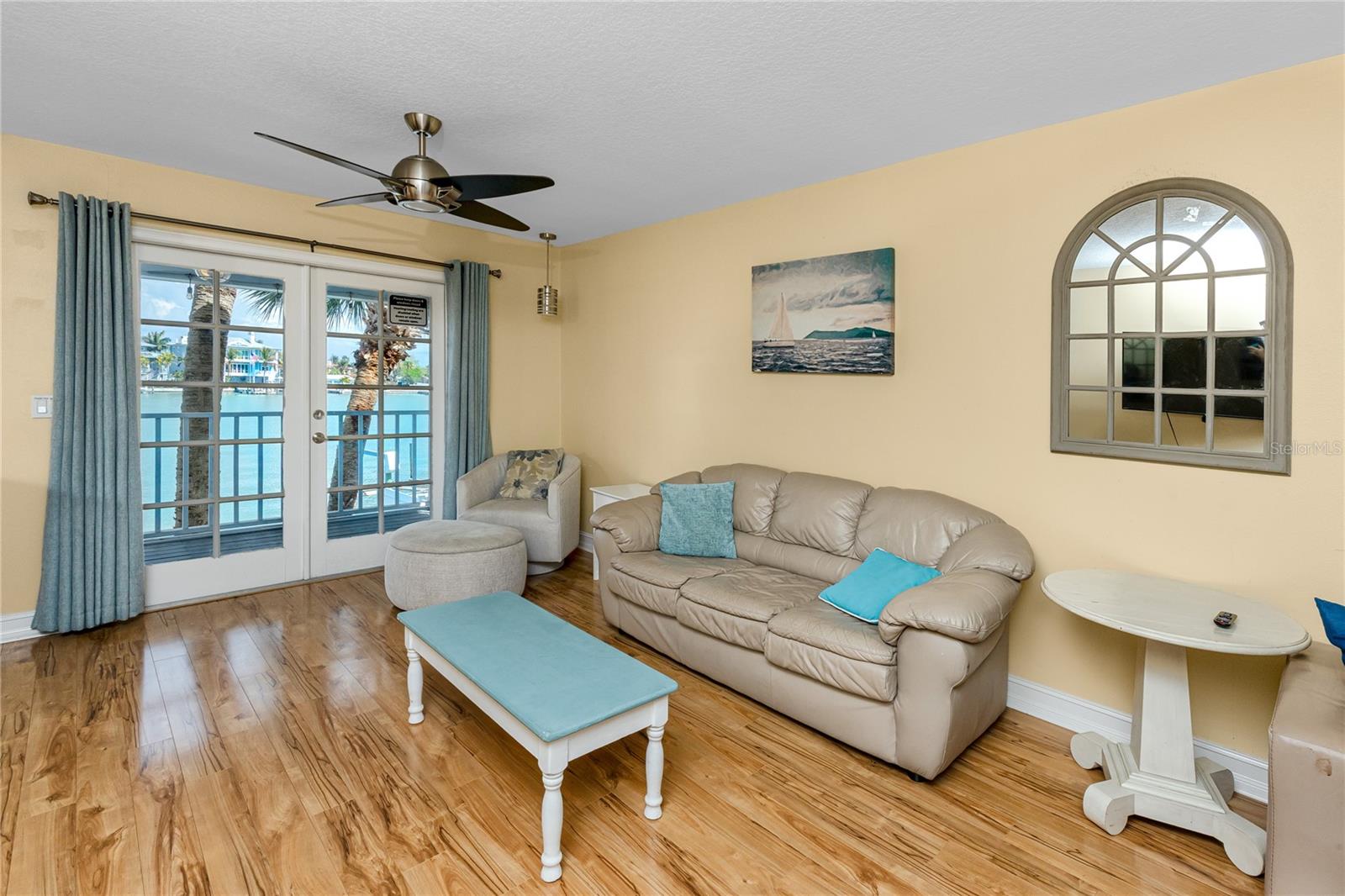 Image 9 of 64 For 2601 Bay Boulevard