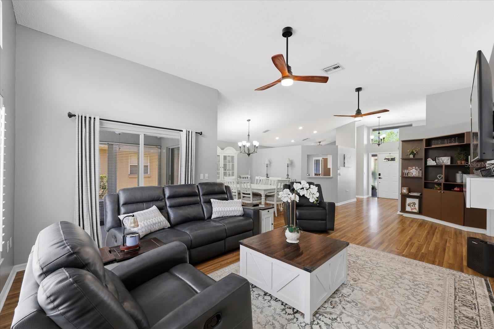 Image 17 of 43 For 1809 Orchardgrove Avenue