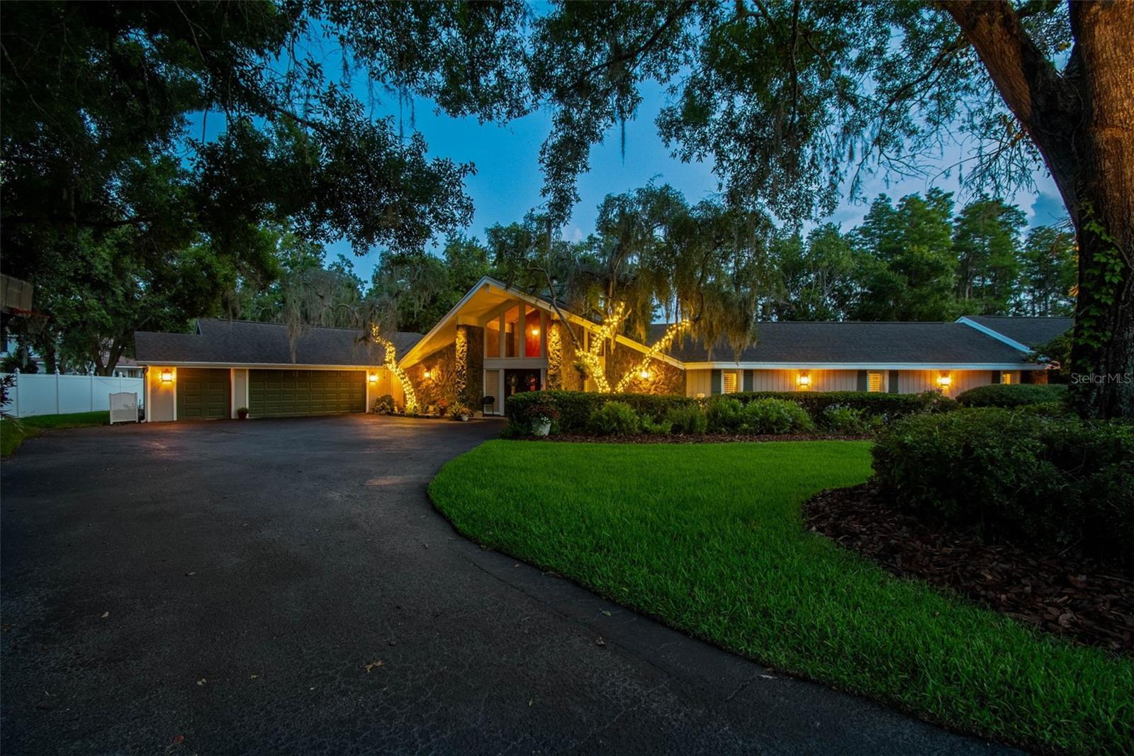 Image 74 of 78 For 16205 Sentry Wood Court