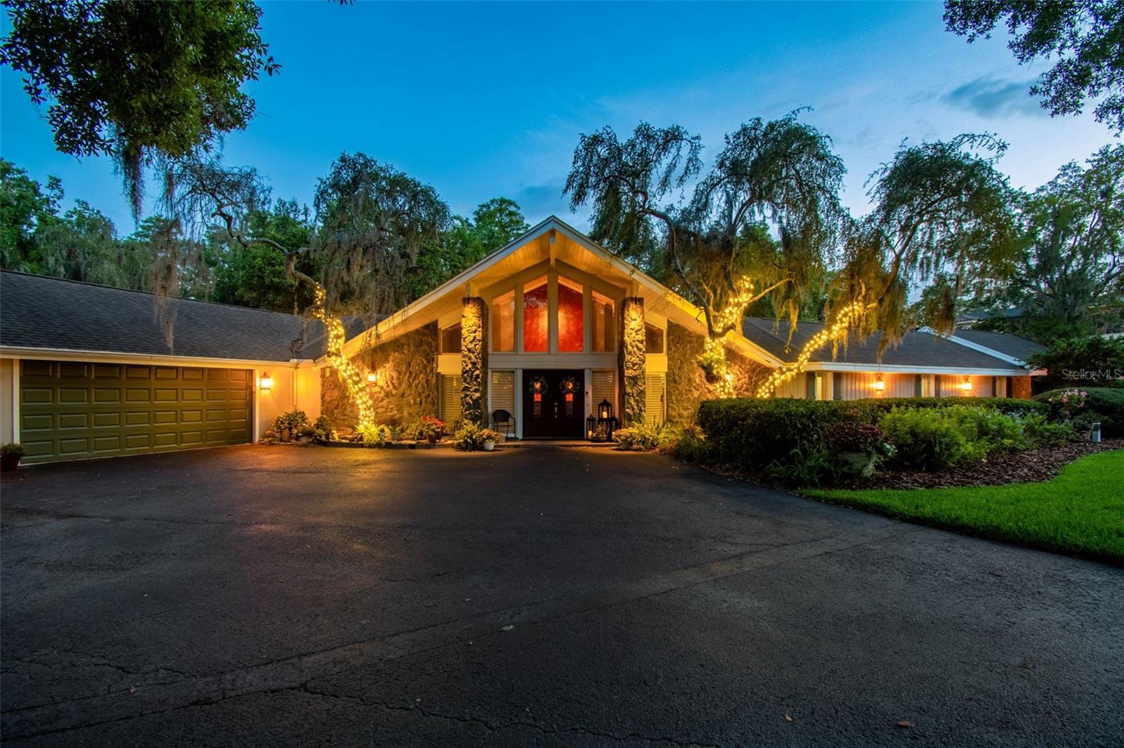 Image 75 of 78 For 16205 Sentry Wood Court