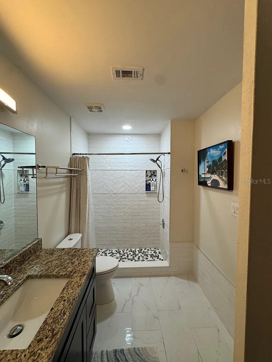 Image 32 of 45 For 606 Glen Avenue 9