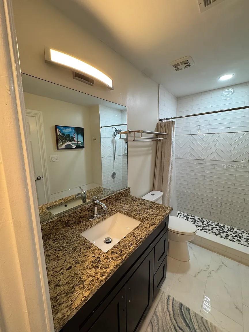 Image 33 of 45 For 606 Glen Avenue 9