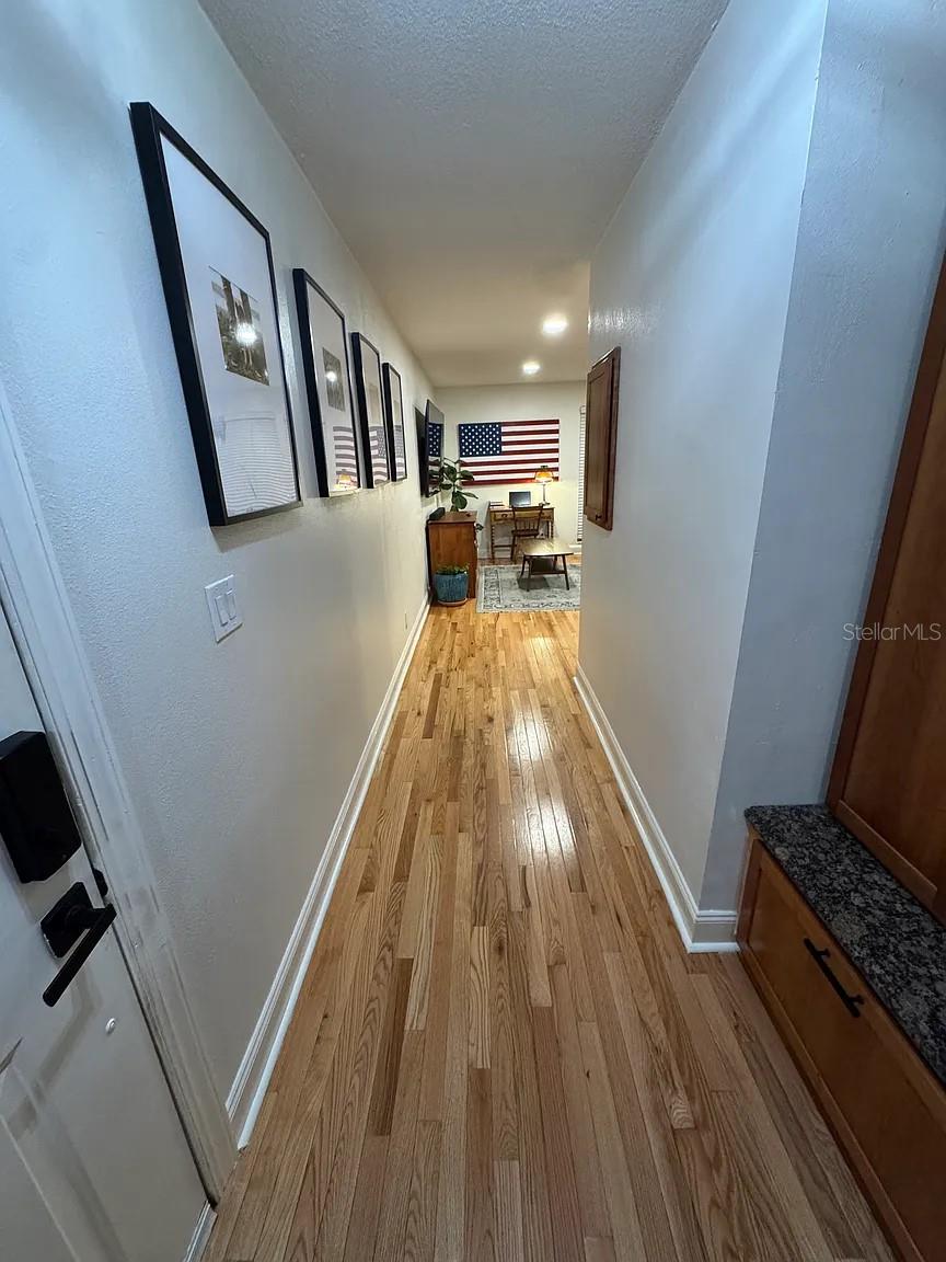 Image 8 of 45 For 606 Glen Avenue 9