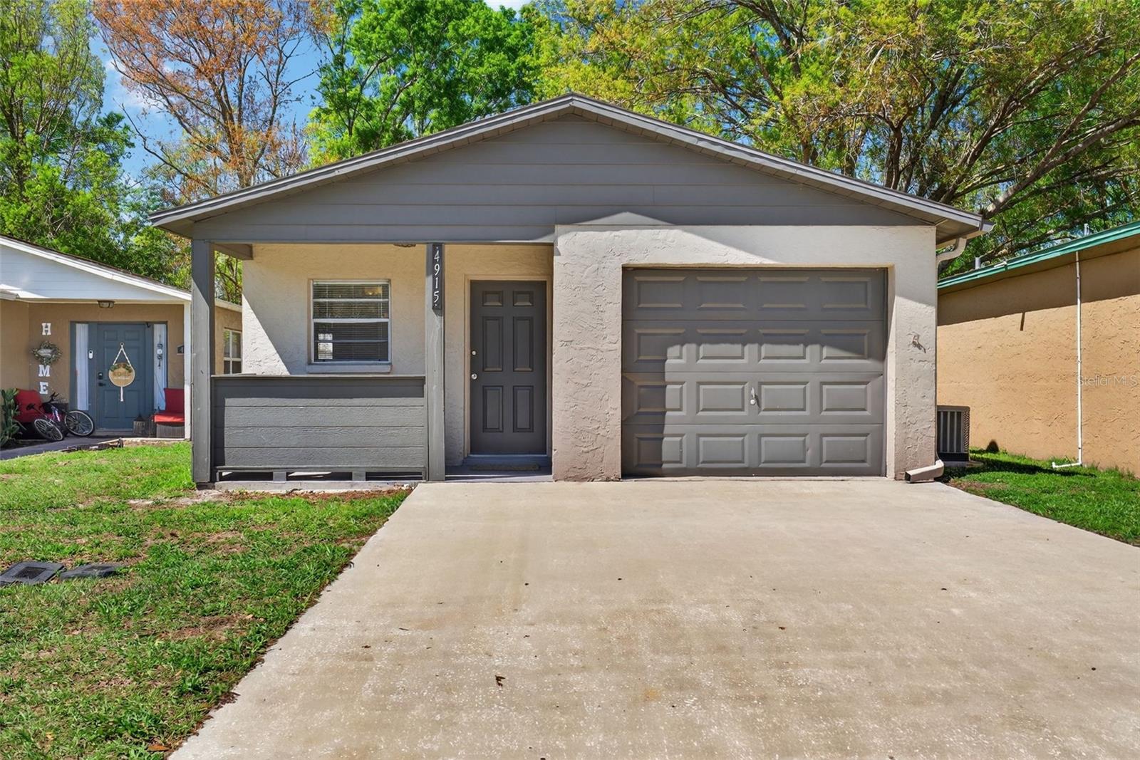 Listing photo id 0 for 4915 Billy Direct Lane