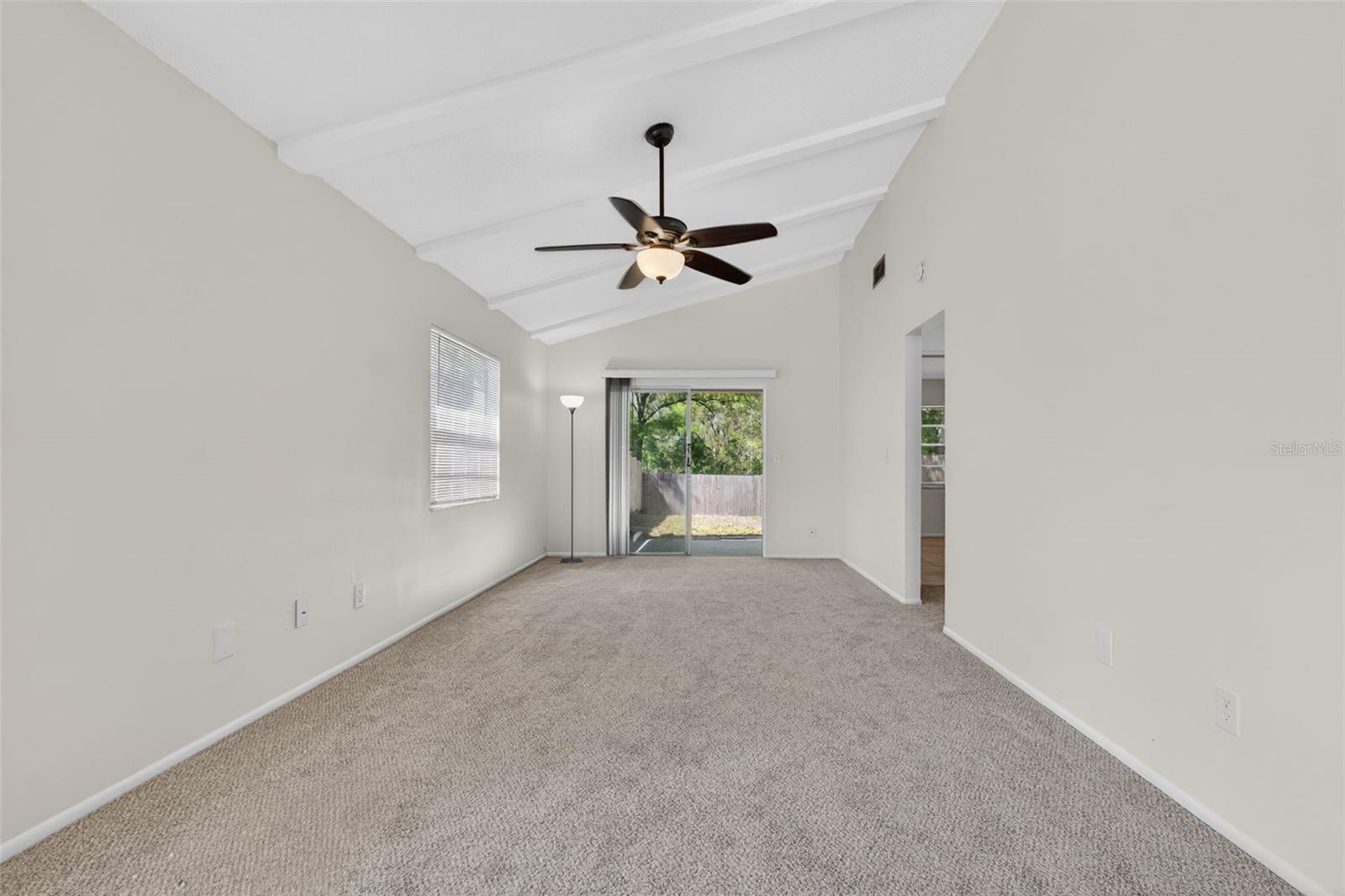 Listing photo id 21 for 4915 Billy Direct Lane