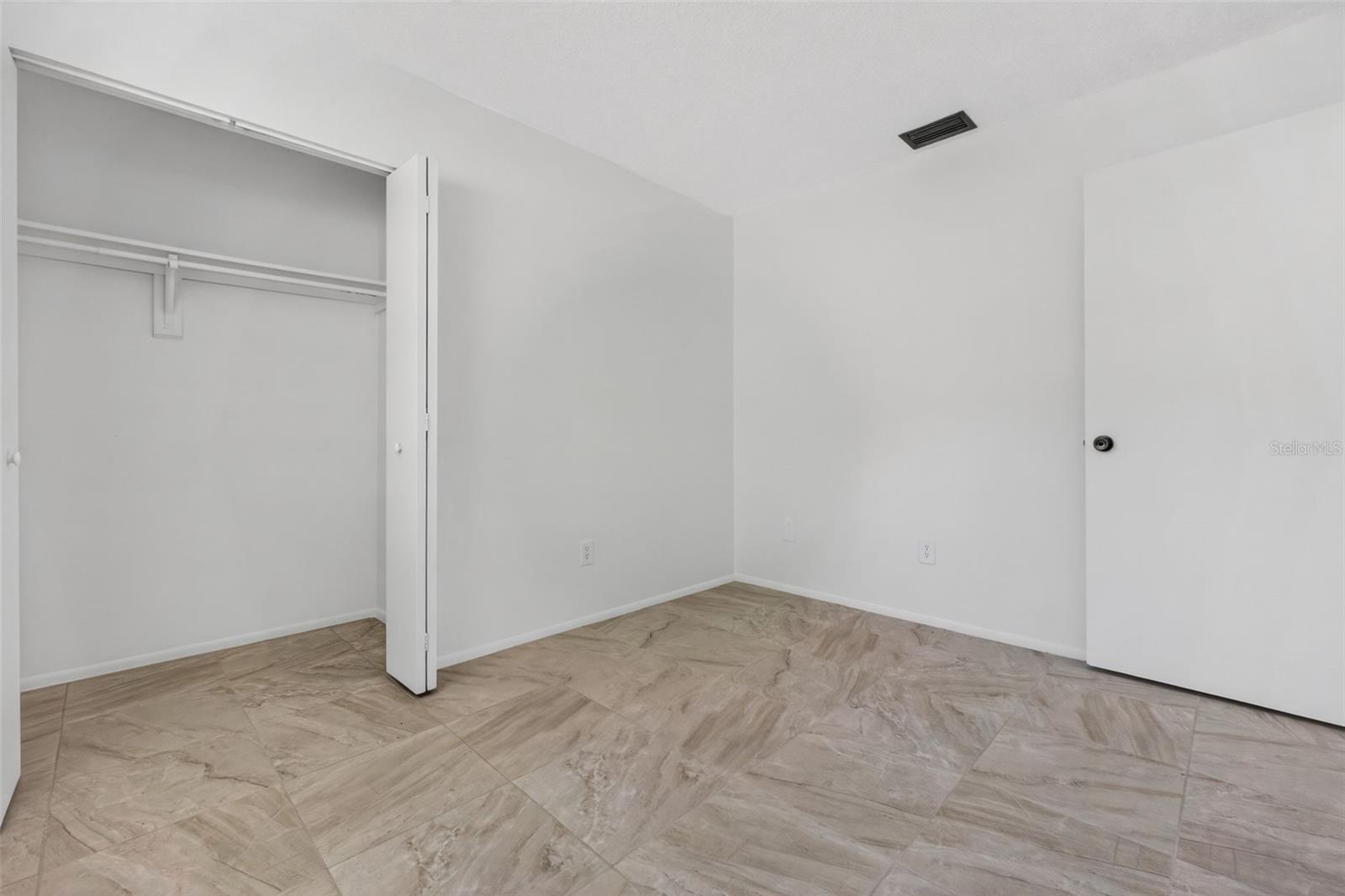 Listing photo id 34 for 4915 Billy Direct Lane