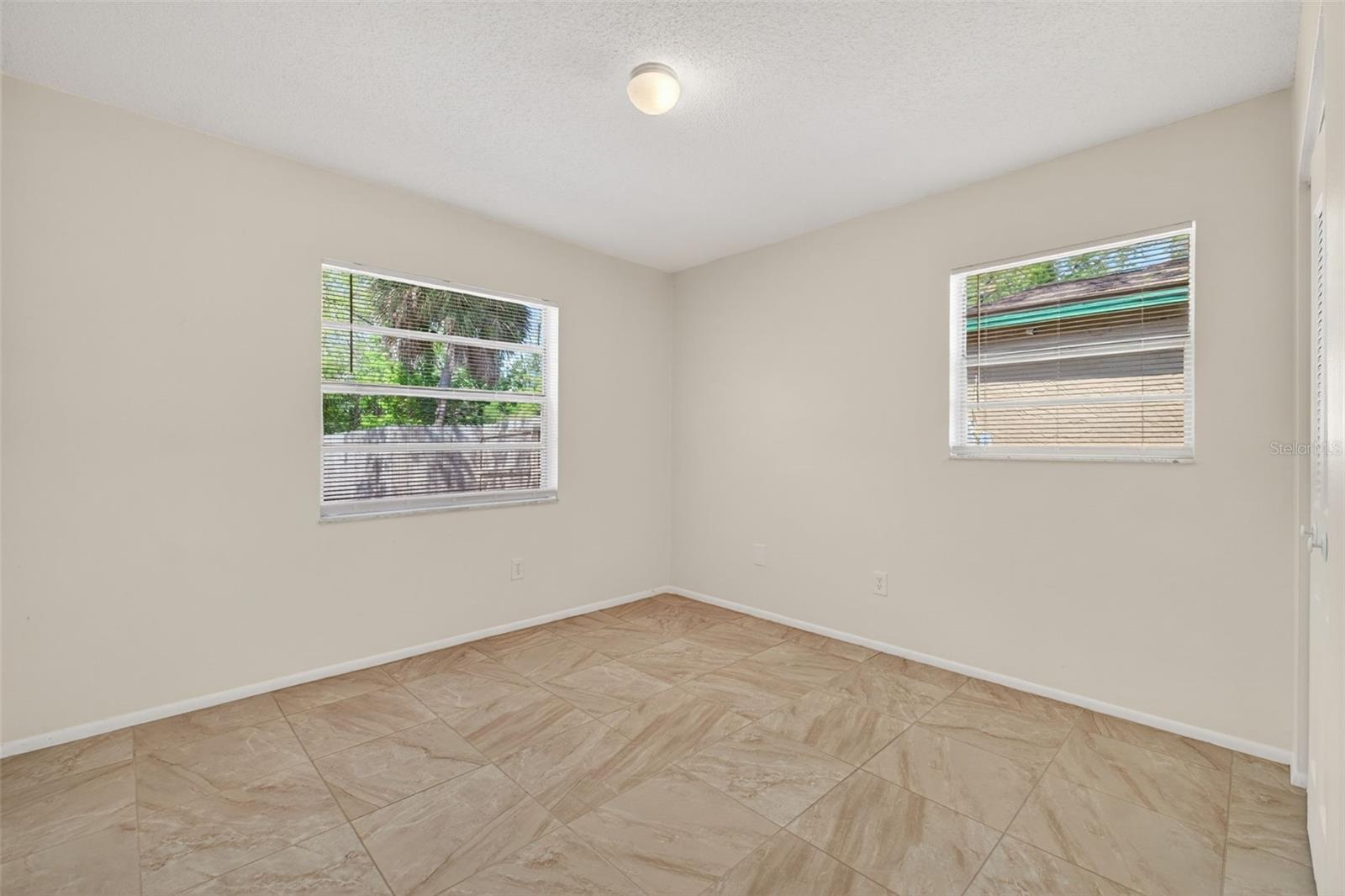 Listing photo id 38 for 4915 Billy Direct Lane