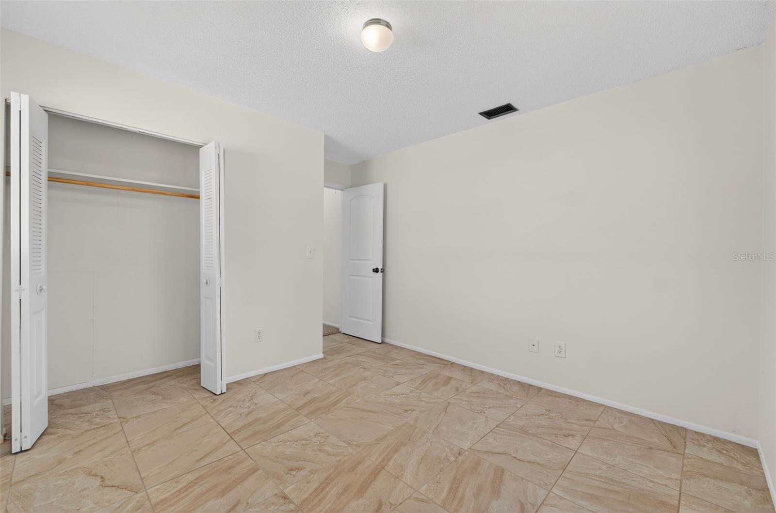 Listing photo id 42 for 4915 Billy Direct Lane