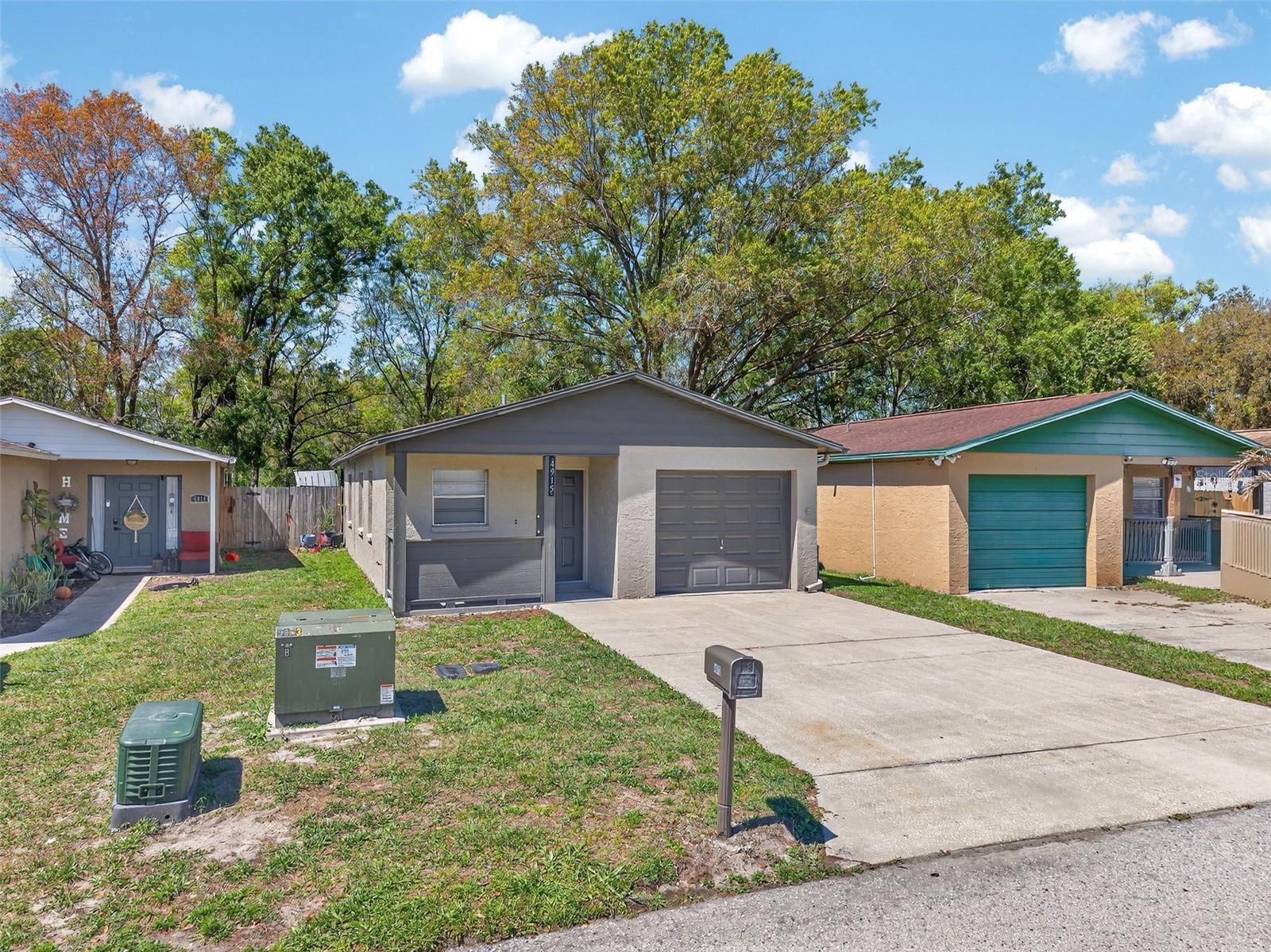 Listing photo id 4 for 4915 Billy Direct Lane