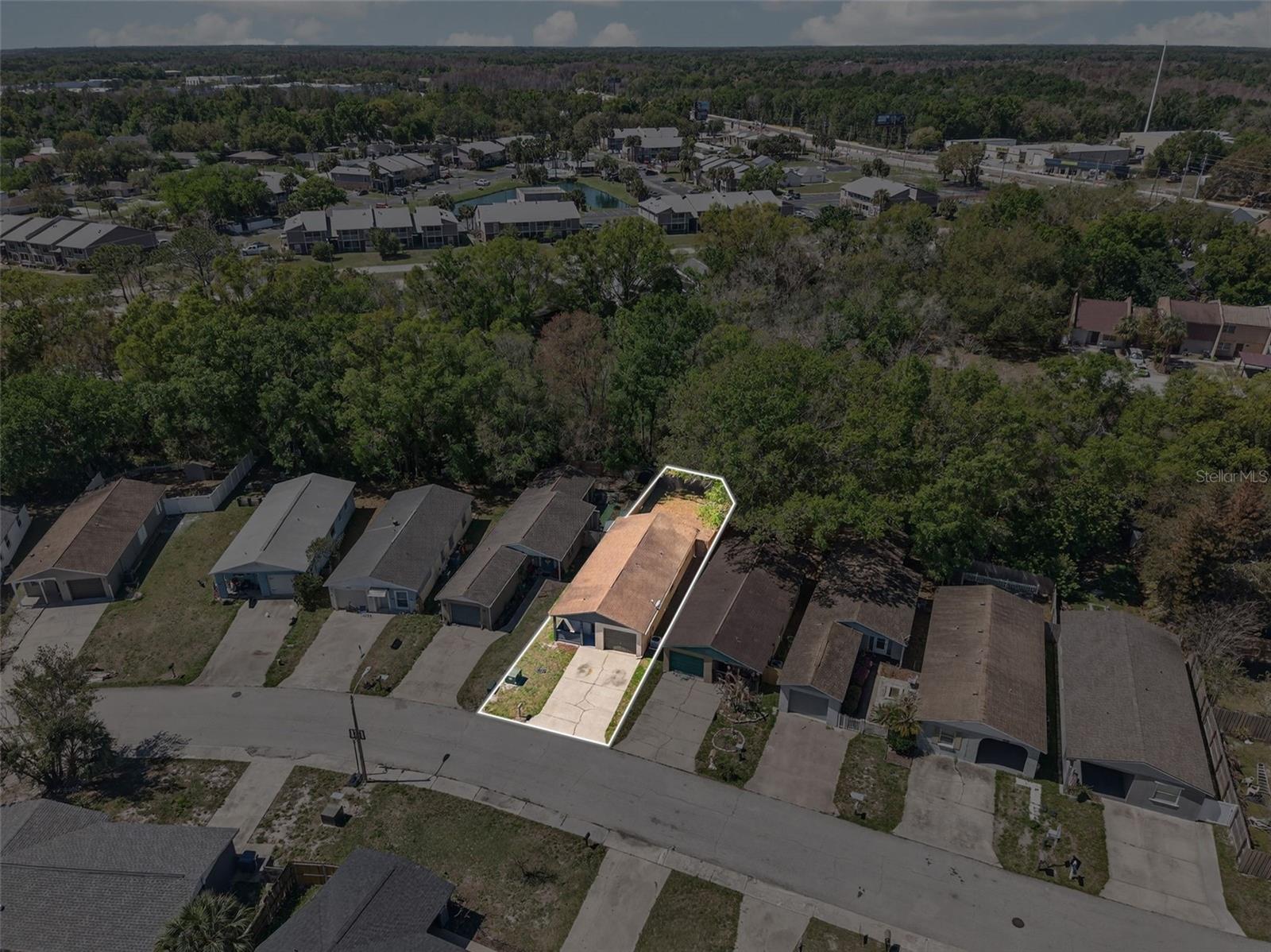 Listing photo id 59 for 4915 Billy Direct Lane