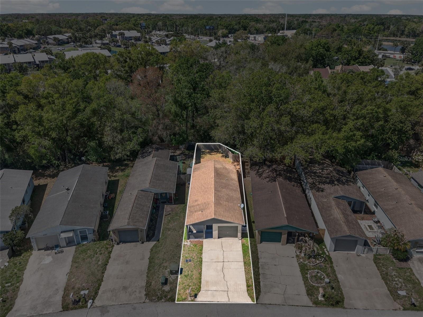 Listing photo id 71 for 4915 Billy Direct Lane