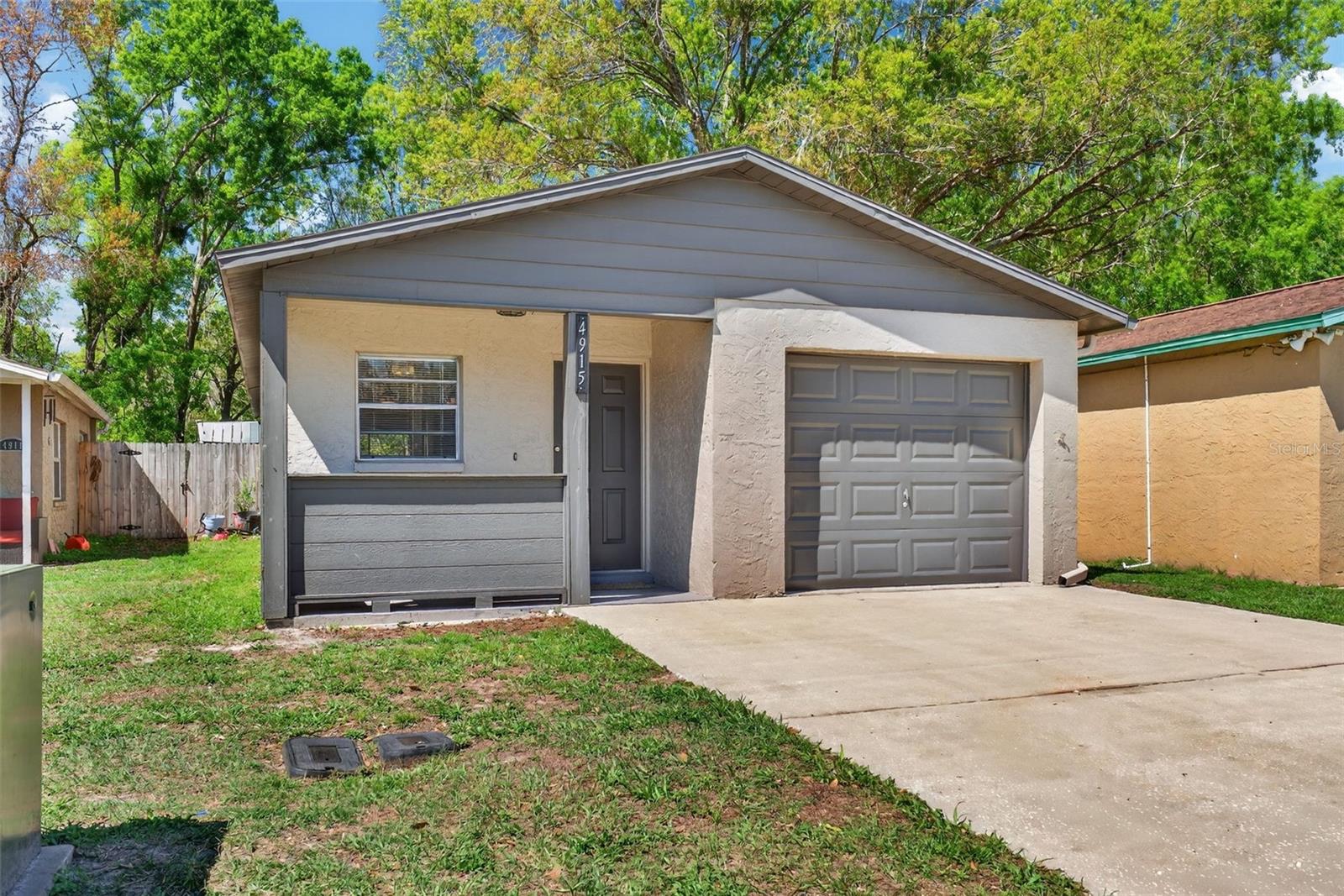 Listing photo id 6 for 4915 Billy Direct Lane