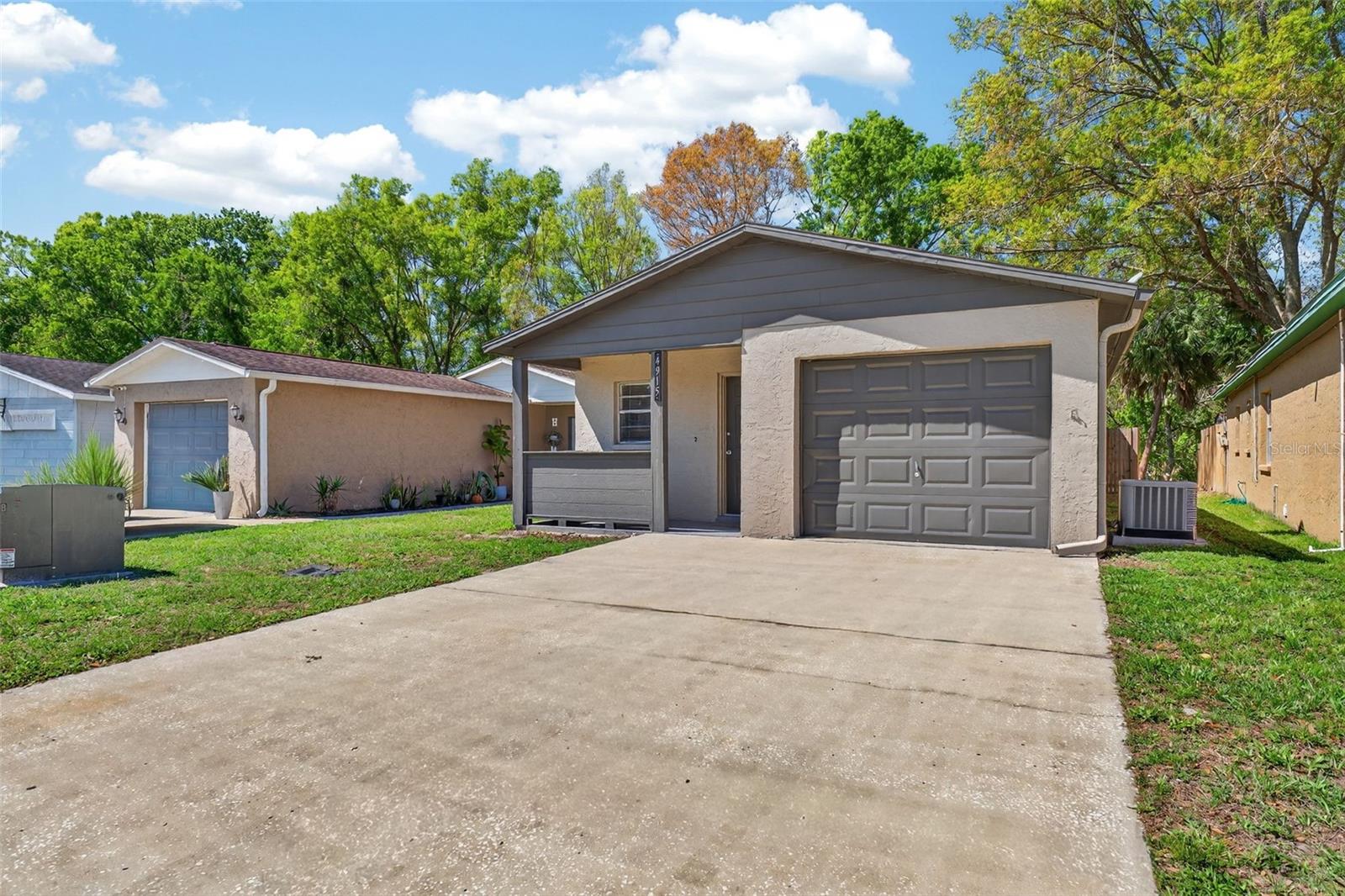 Listing photo id 7 for 4915 Billy Direct Lane