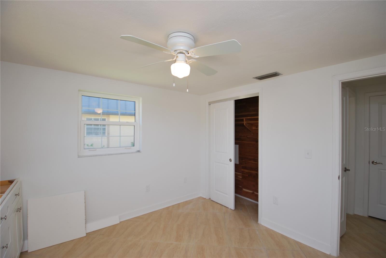 Image 11 of 21 For 4136 Stratford Drive 4136