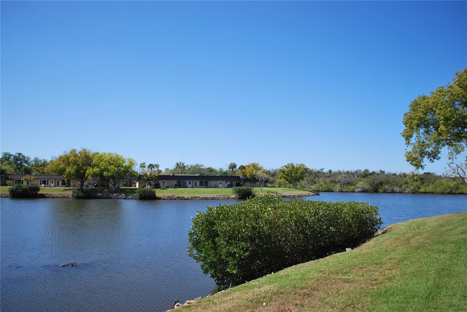 Image 3 of 21 For 4136 Stratford Drive 4136