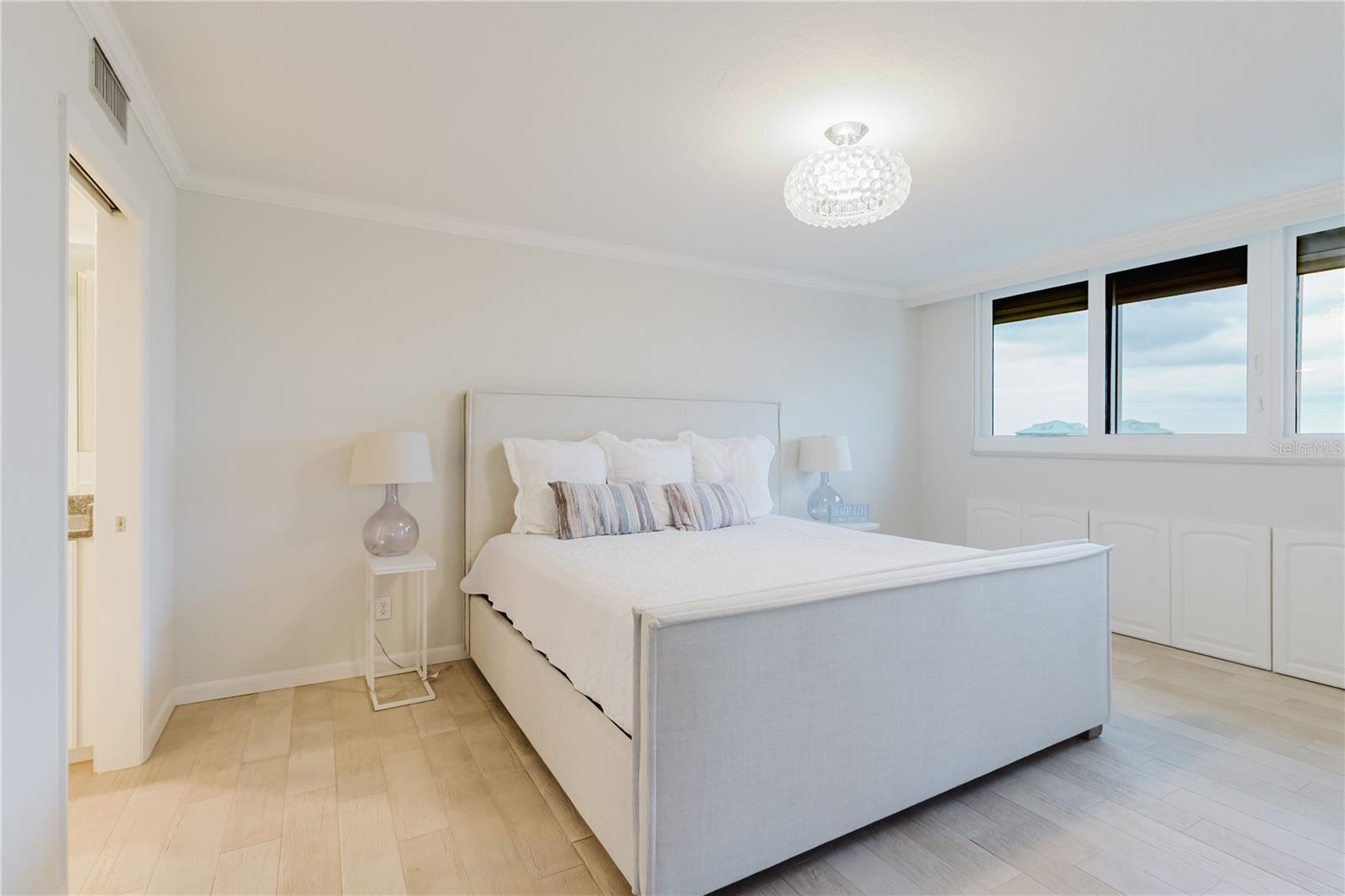 Image 26 of 74 For 11590 Shipwatch Drive 848