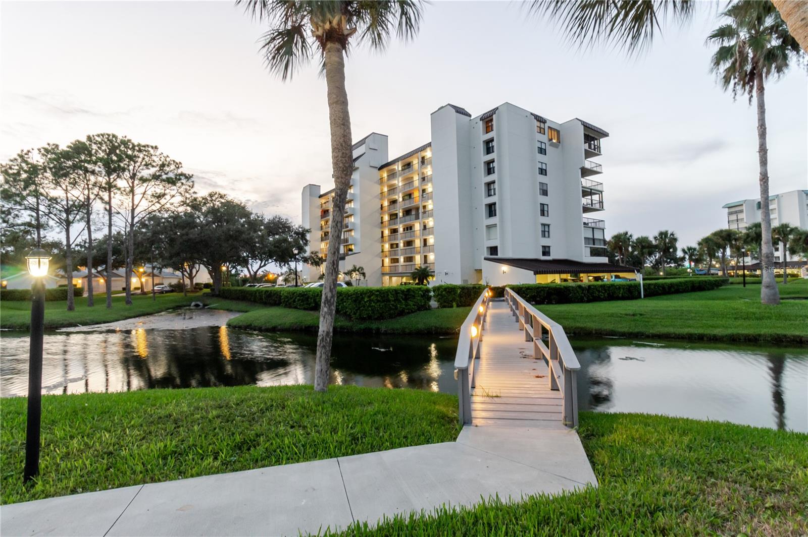 Image 53 of 74 For 11590 Shipwatch Drive 848