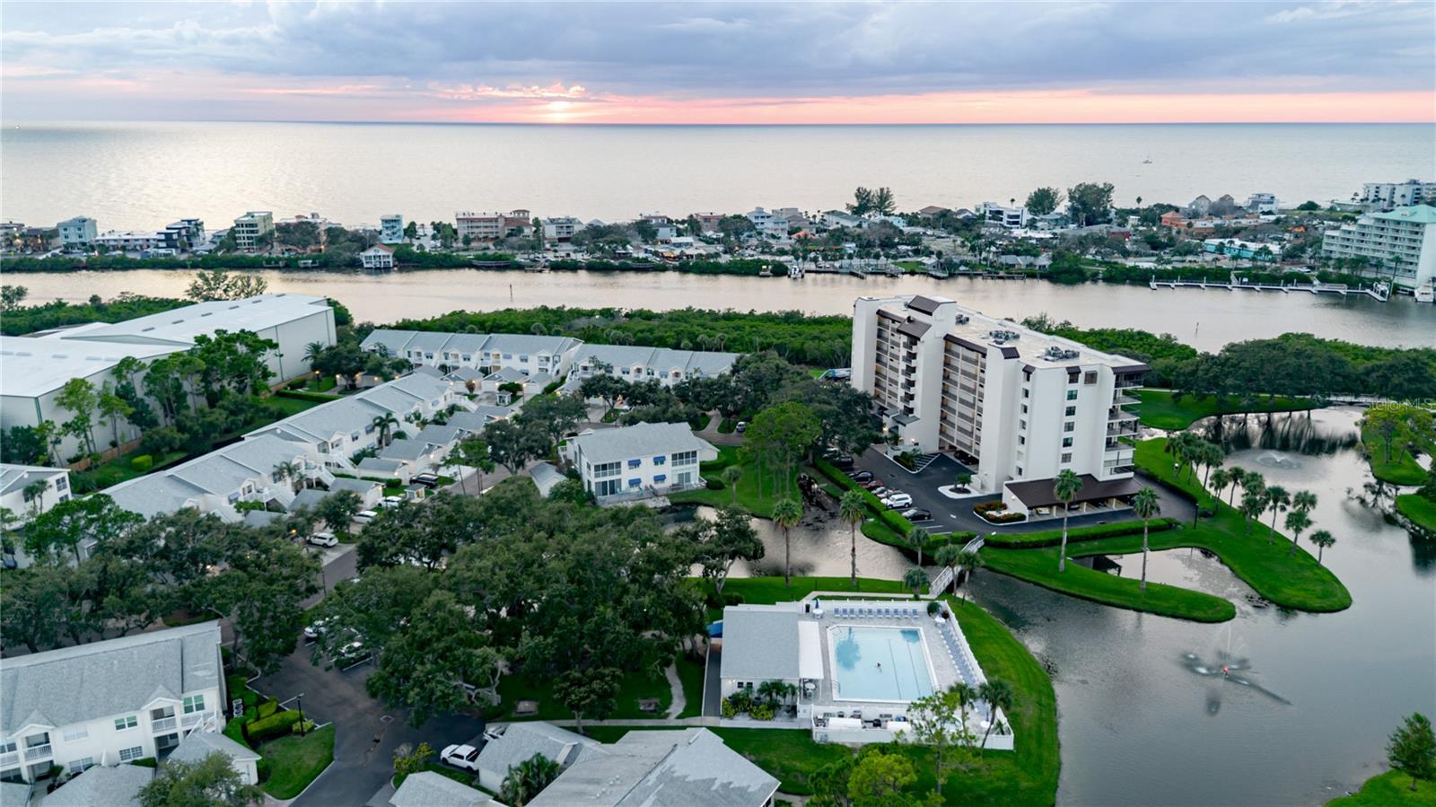 Image 59 of 74 For 11590 Shipwatch Drive 848