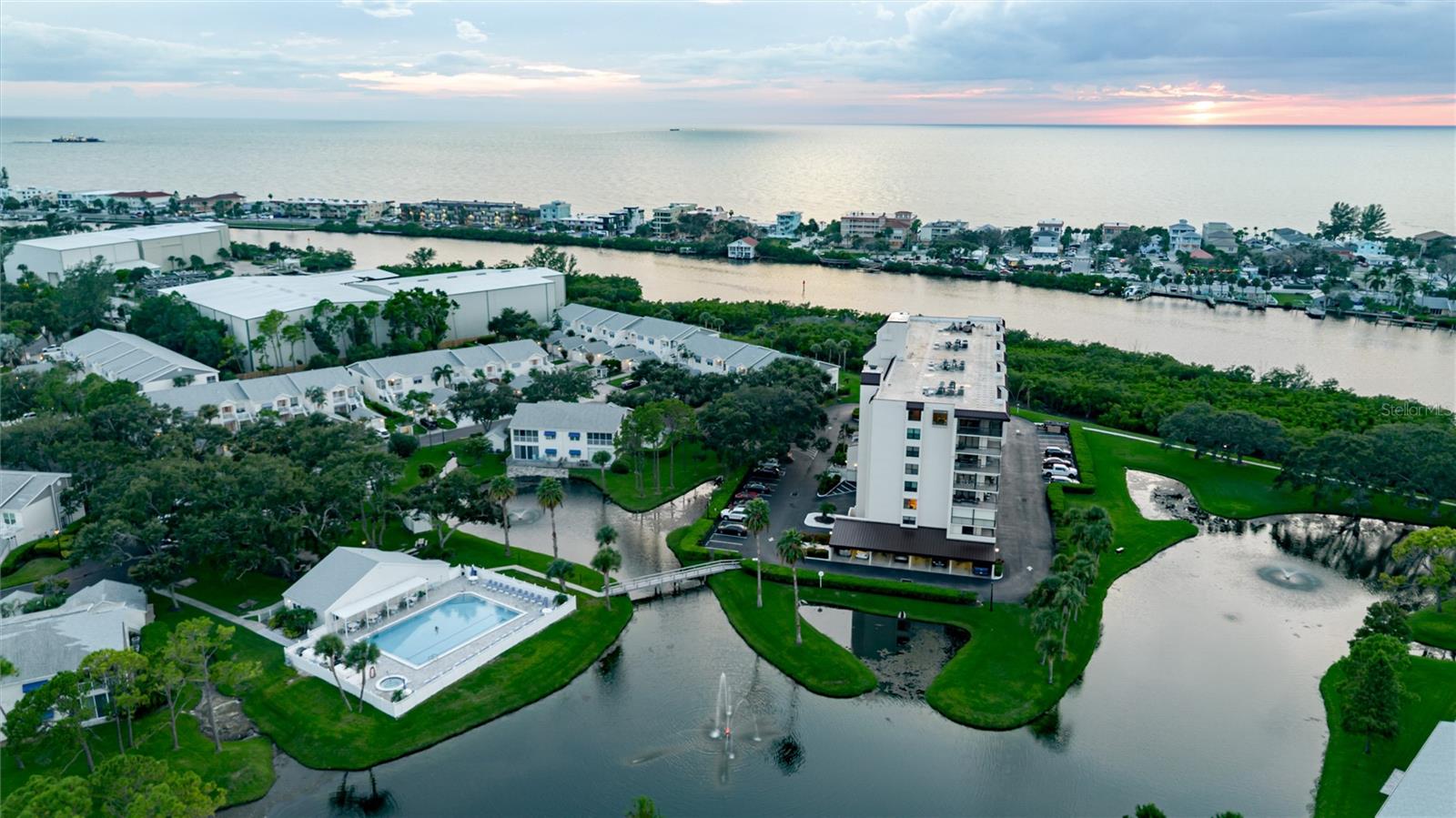 Image 60 of 74 For 11590 Shipwatch Drive 848