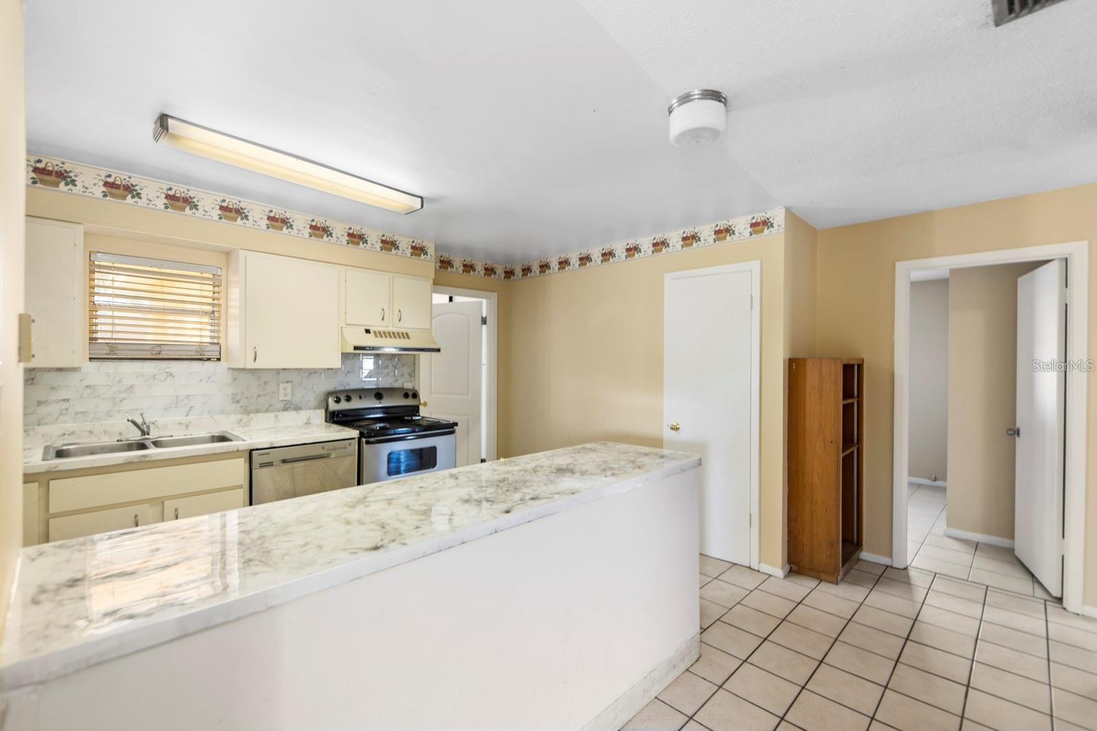 Image 4 of 16 For 1003 65th Avenue W